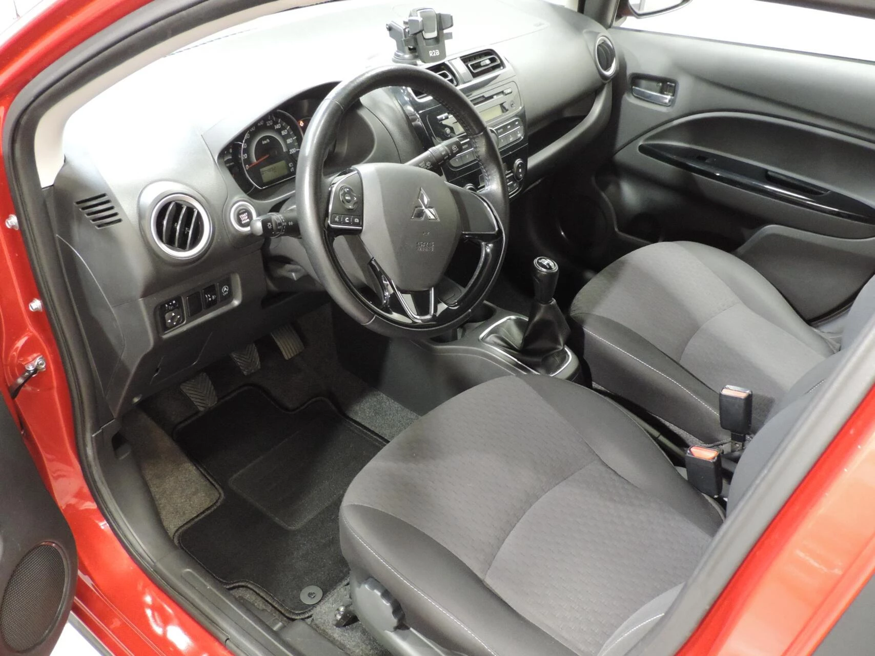 Hoofdafbeelding Mitsubishi Space Star