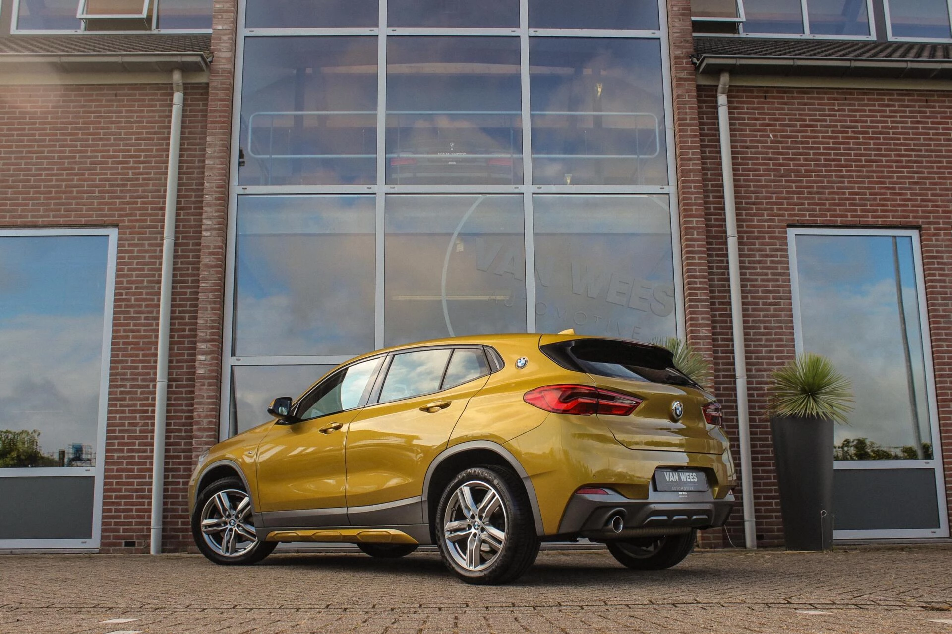 Hoofdafbeelding BMW X2