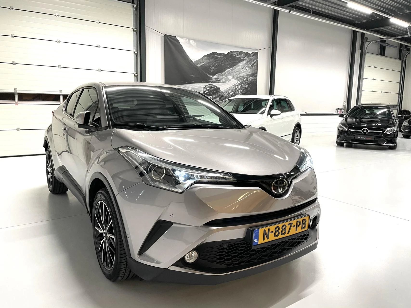 Hoofdafbeelding Toyota C-HR