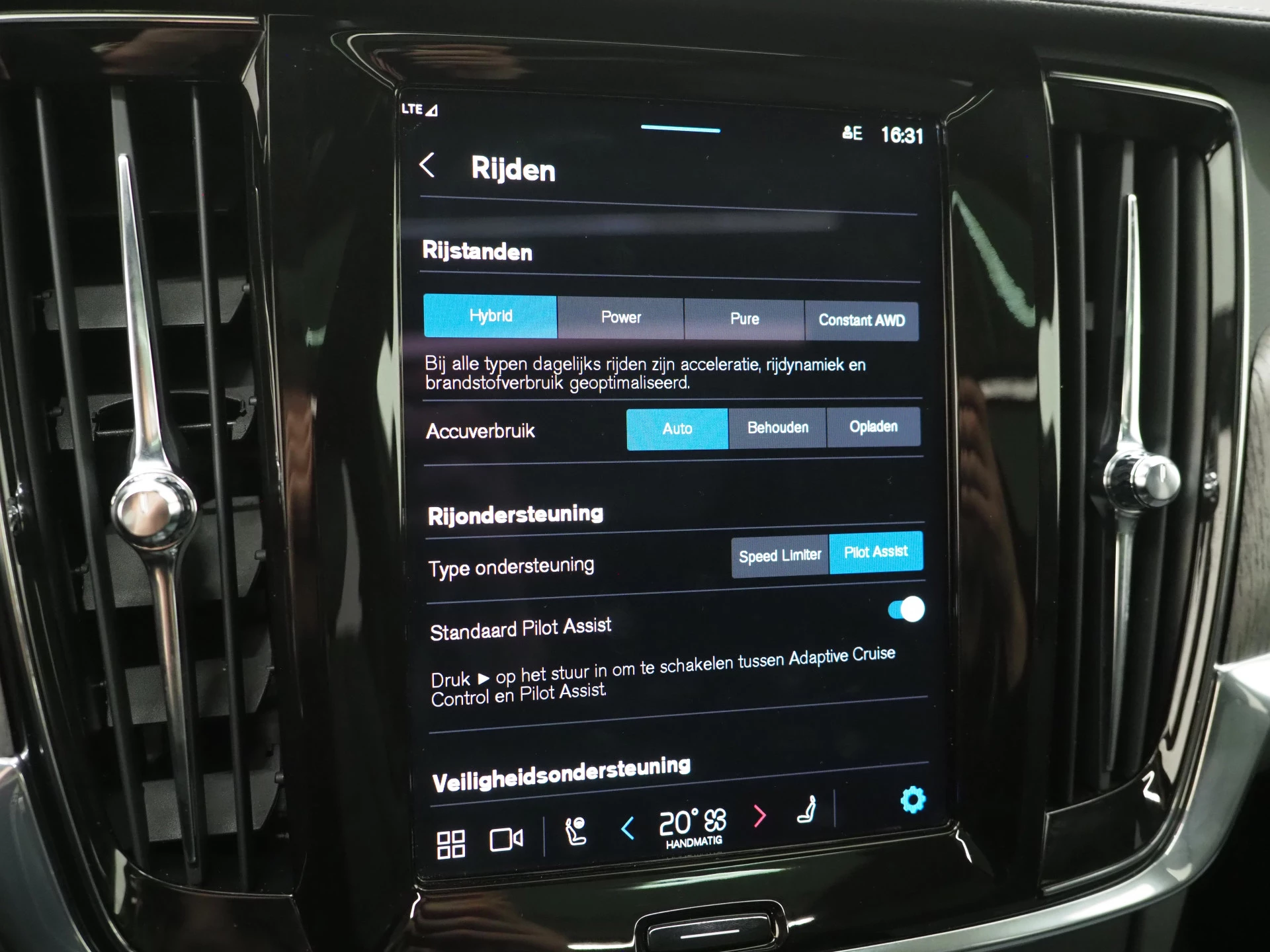 Hoofdafbeelding Volvo V90