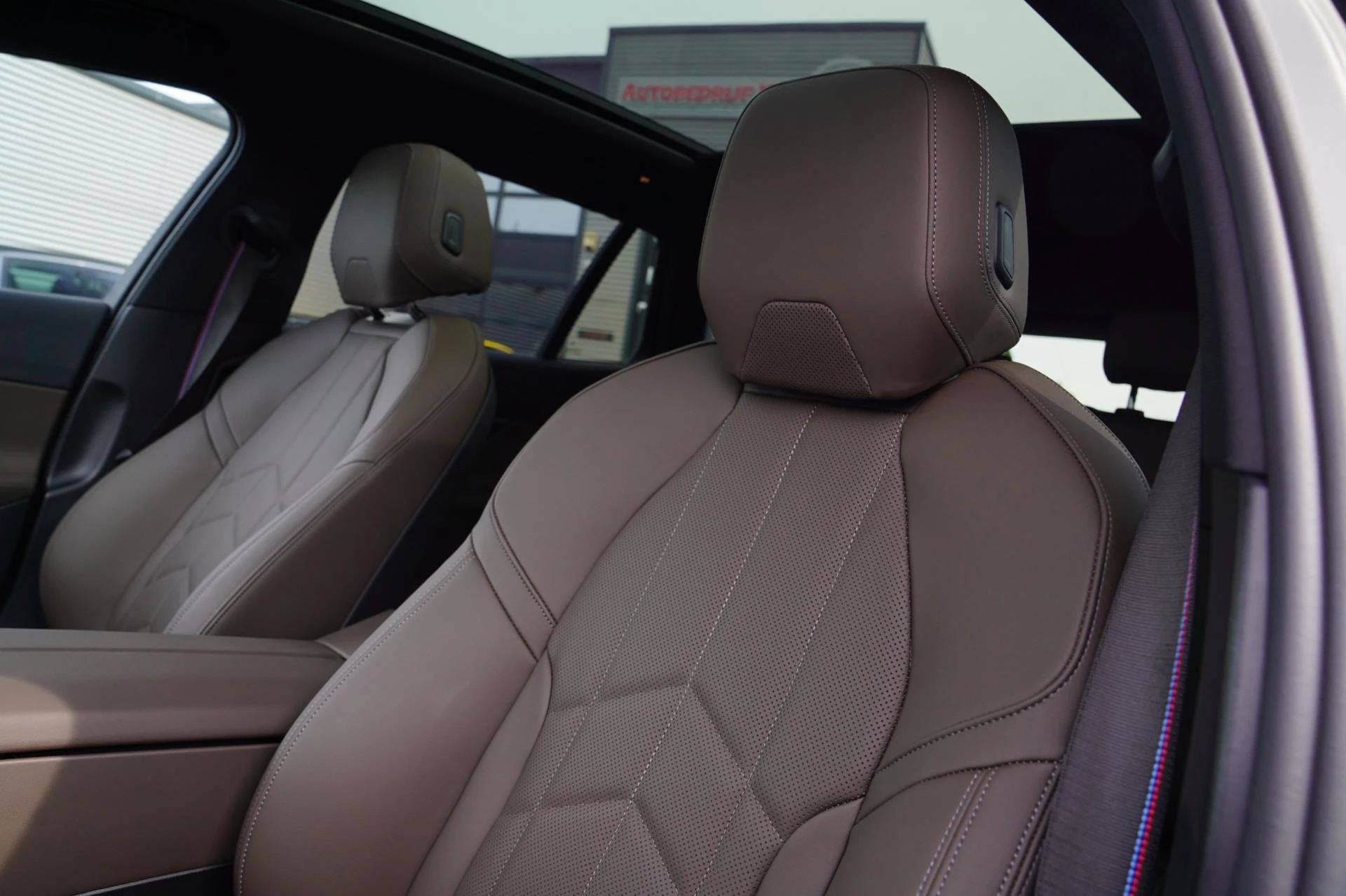 Hoofdafbeelding BMW i5