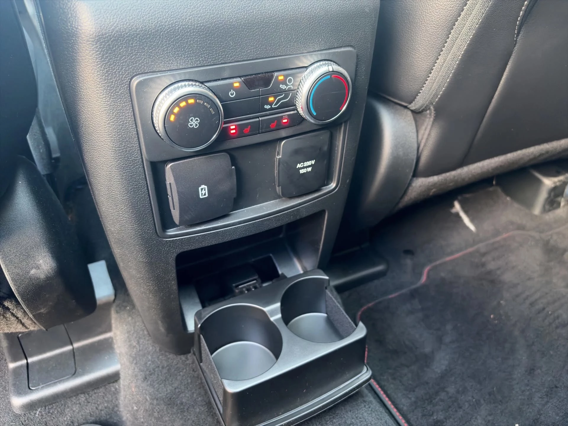 Hoofdafbeelding Ford Explorer