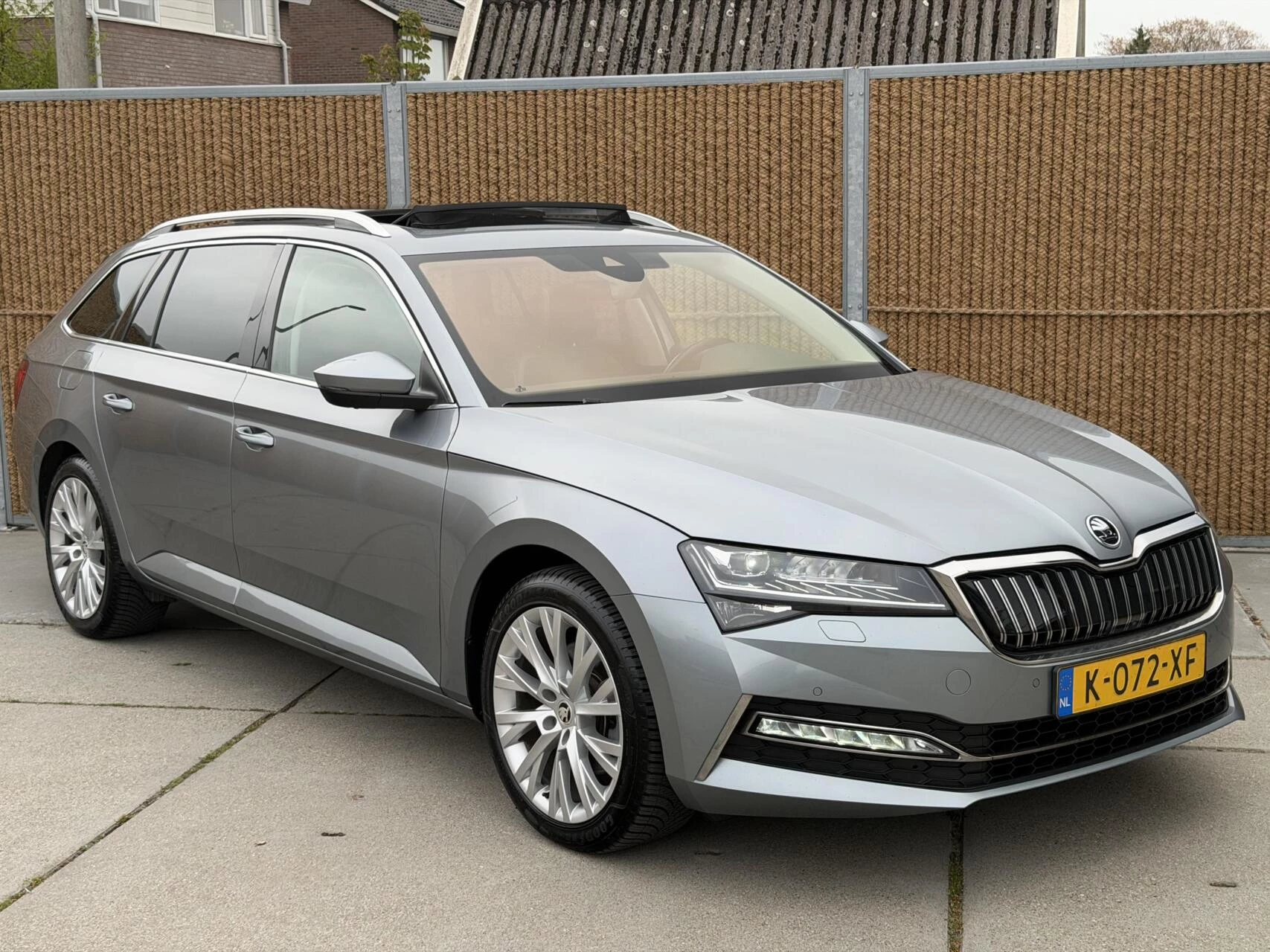 Hoofdafbeelding Škoda Superb