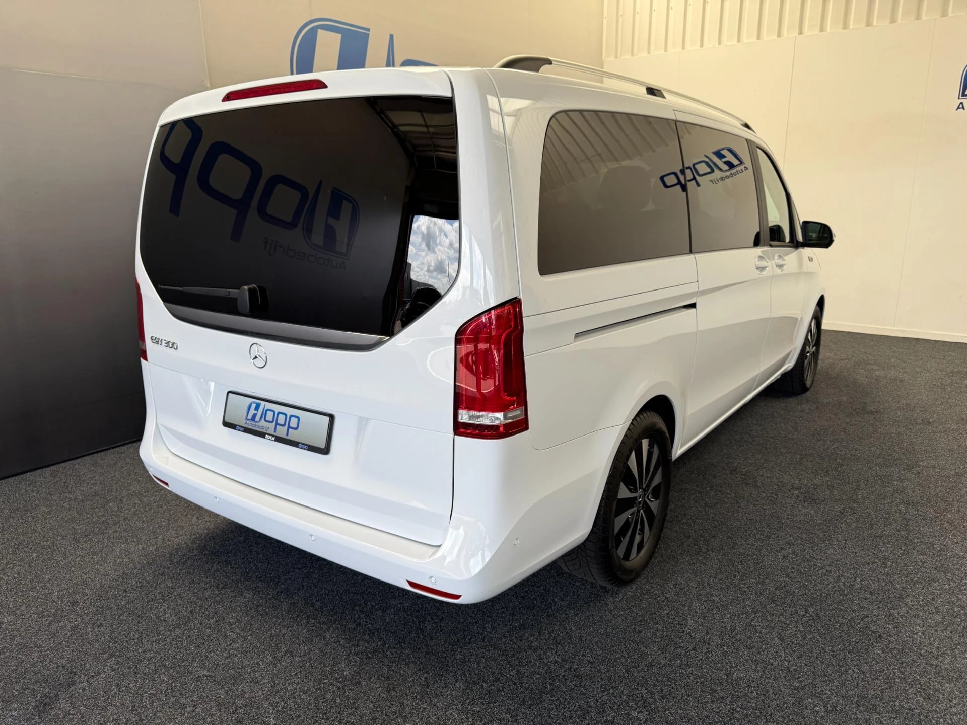 Hoofdafbeelding Mercedes-Benz EQV