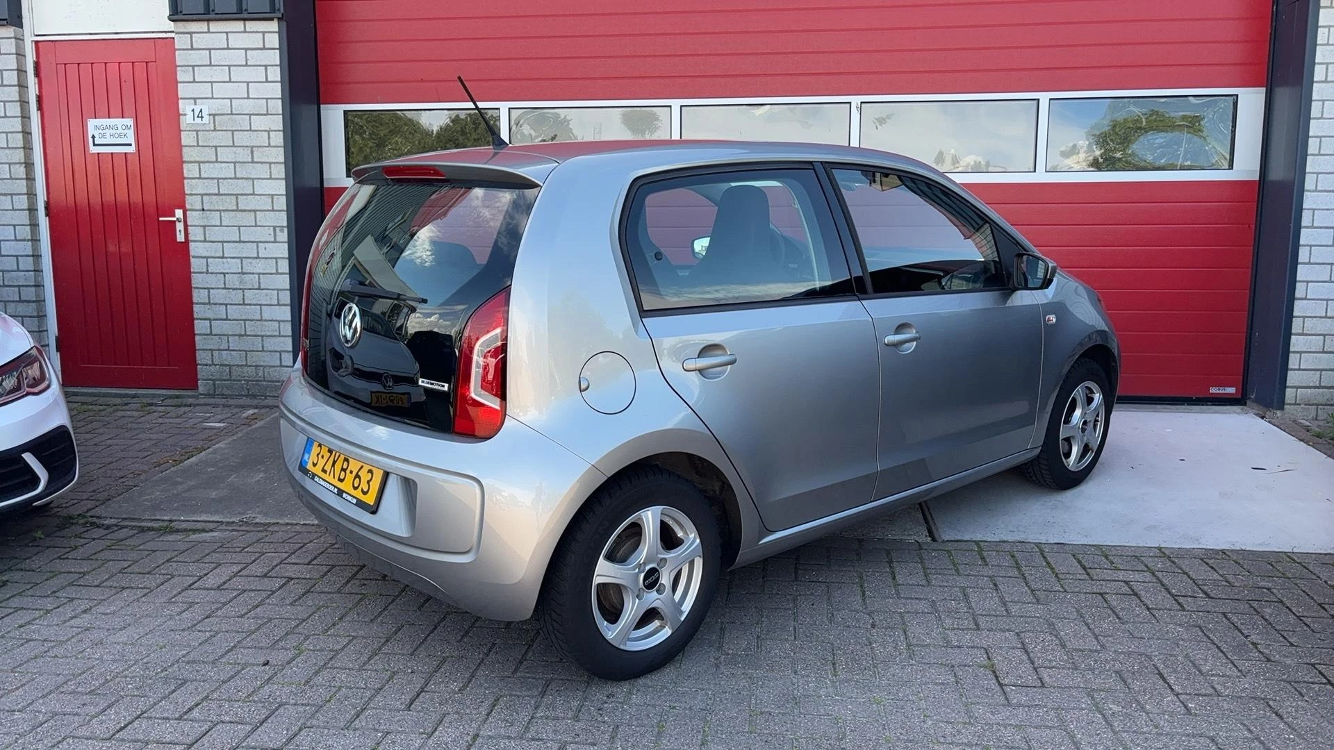 Hoofdafbeelding Volkswagen up!