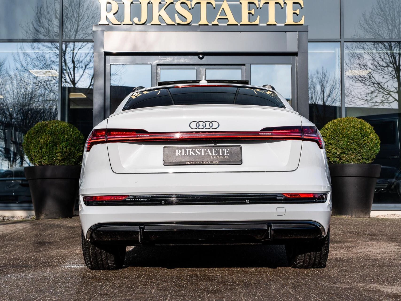 Hoofdafbeelding Audi e-tron