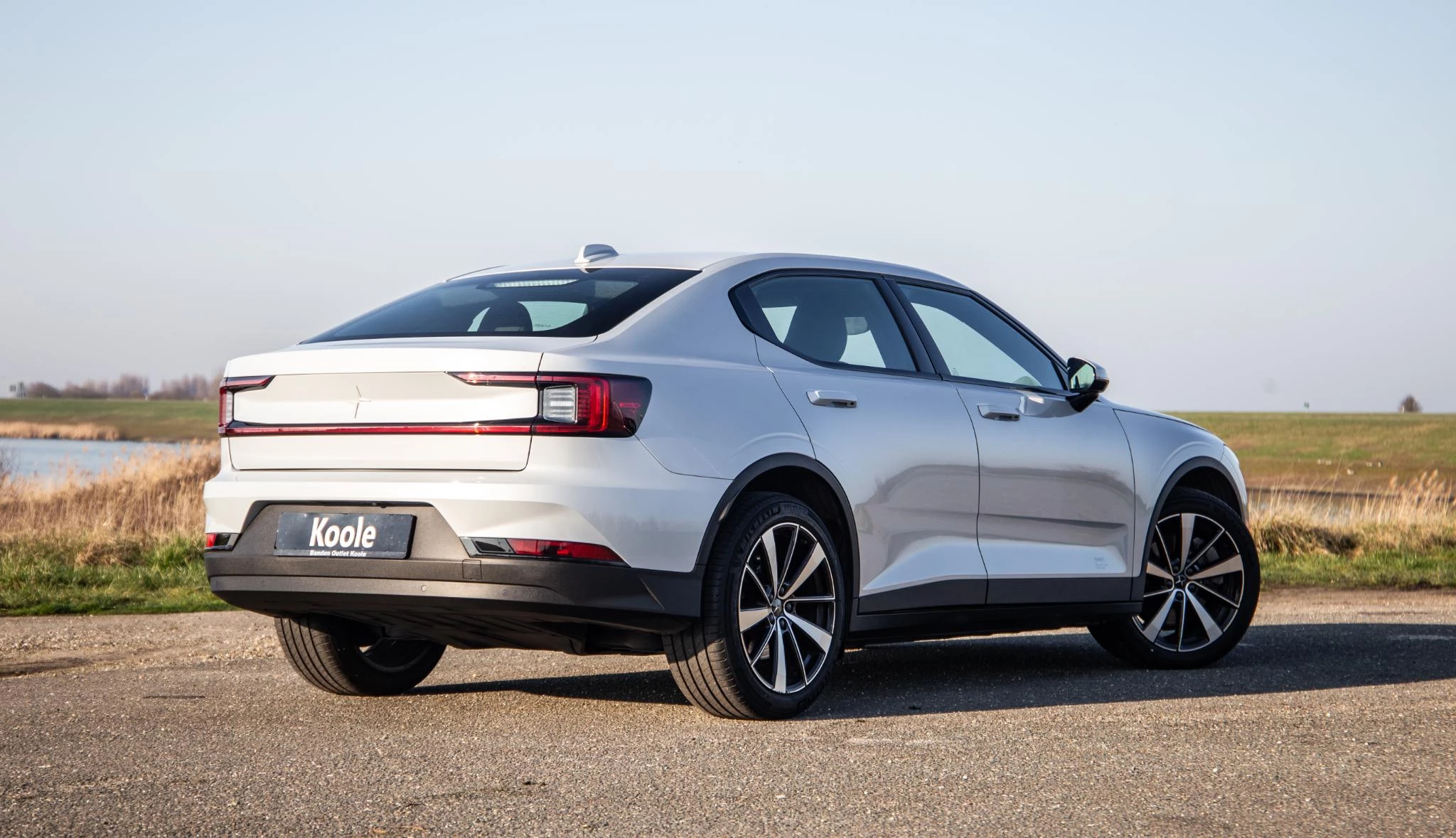 Hoofdafbeelding Polestar 2