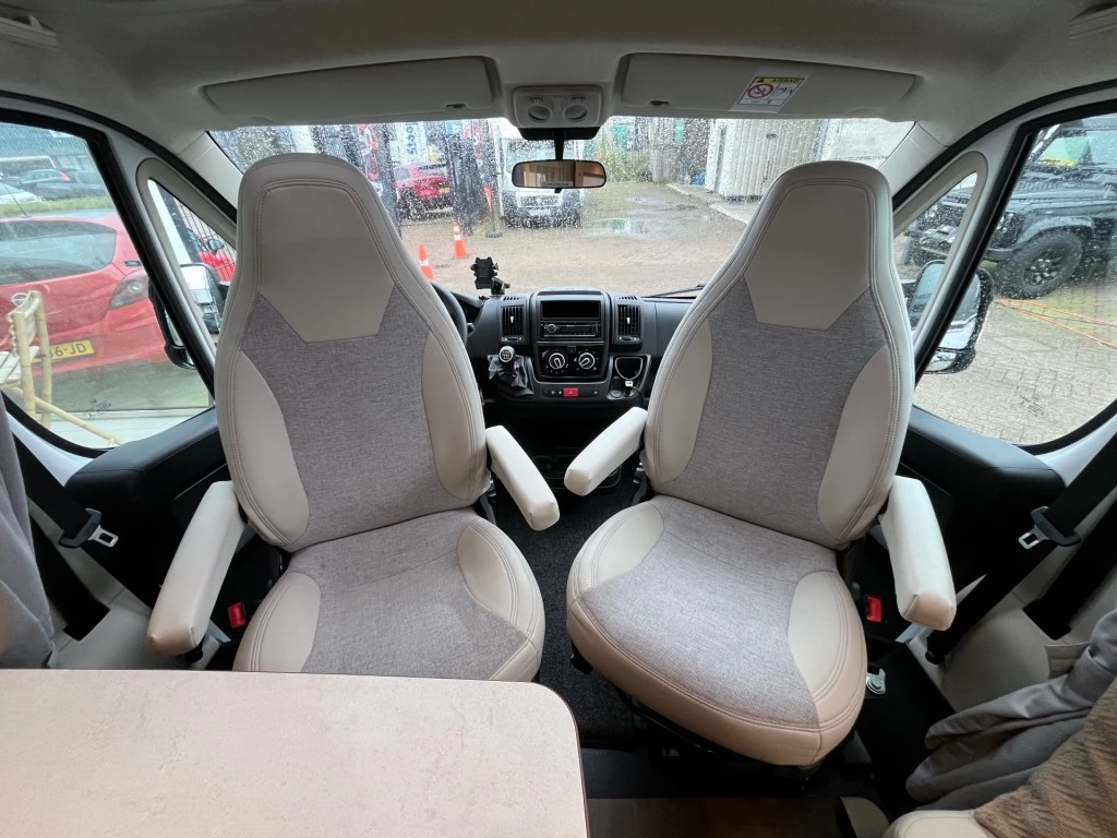 Hoofdafbeelding Carado T 448 Enkele Bedden Hefbed