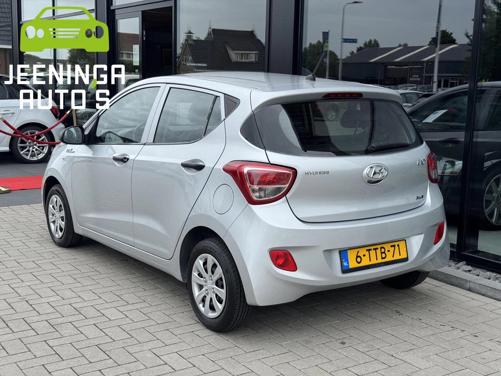 Hoofdafbeelding Hyundai i10