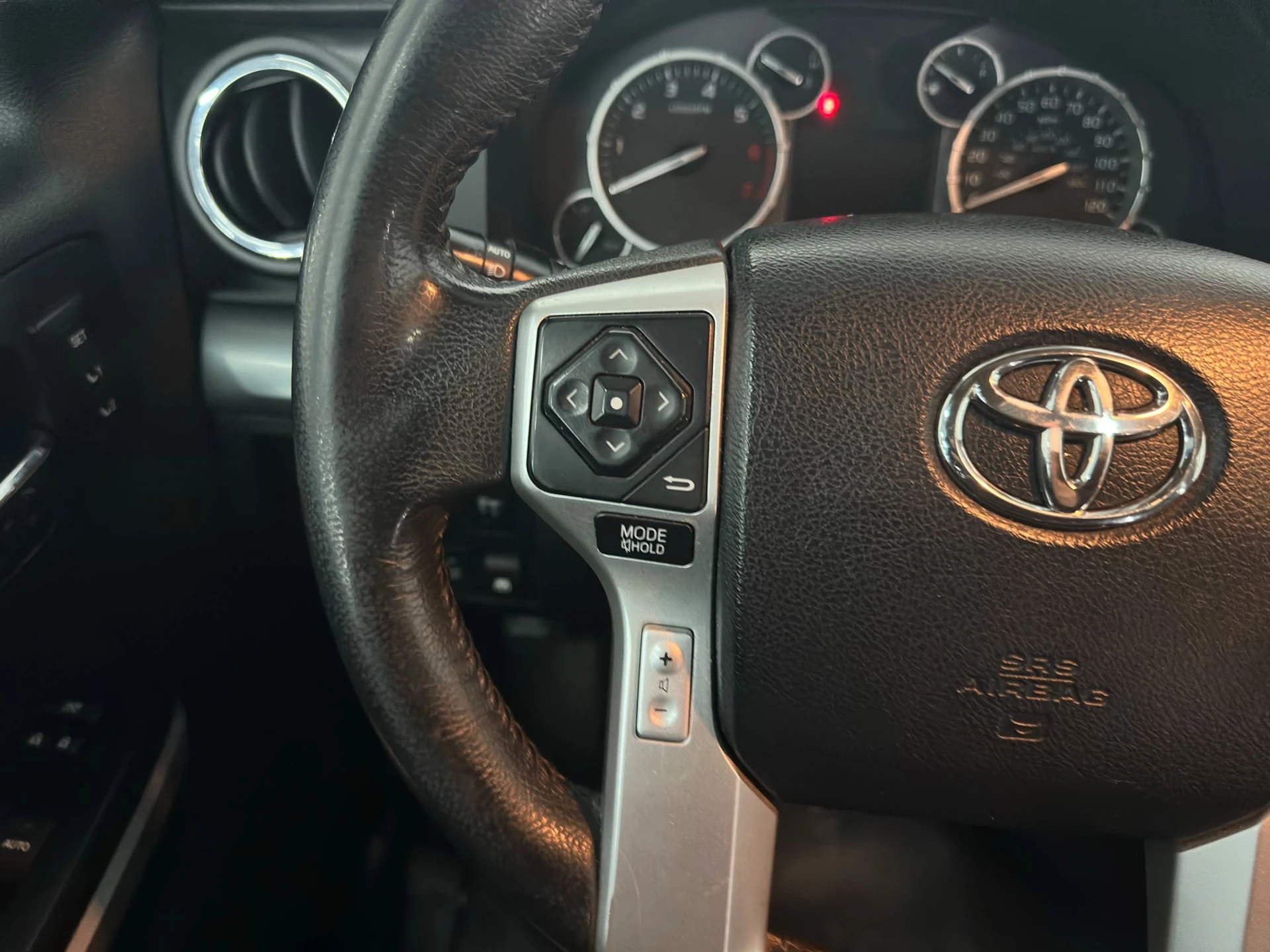 Hoofdafbeelding Toyota Tundra