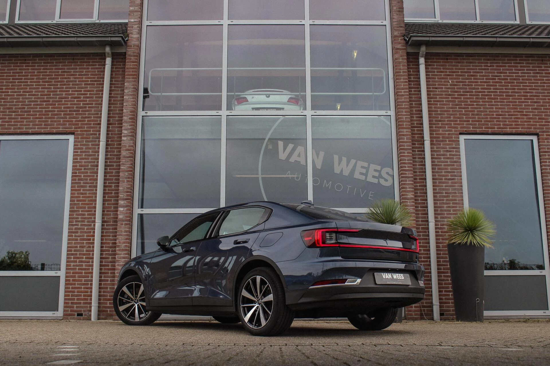 Hoofdafbeelding Polestar 2