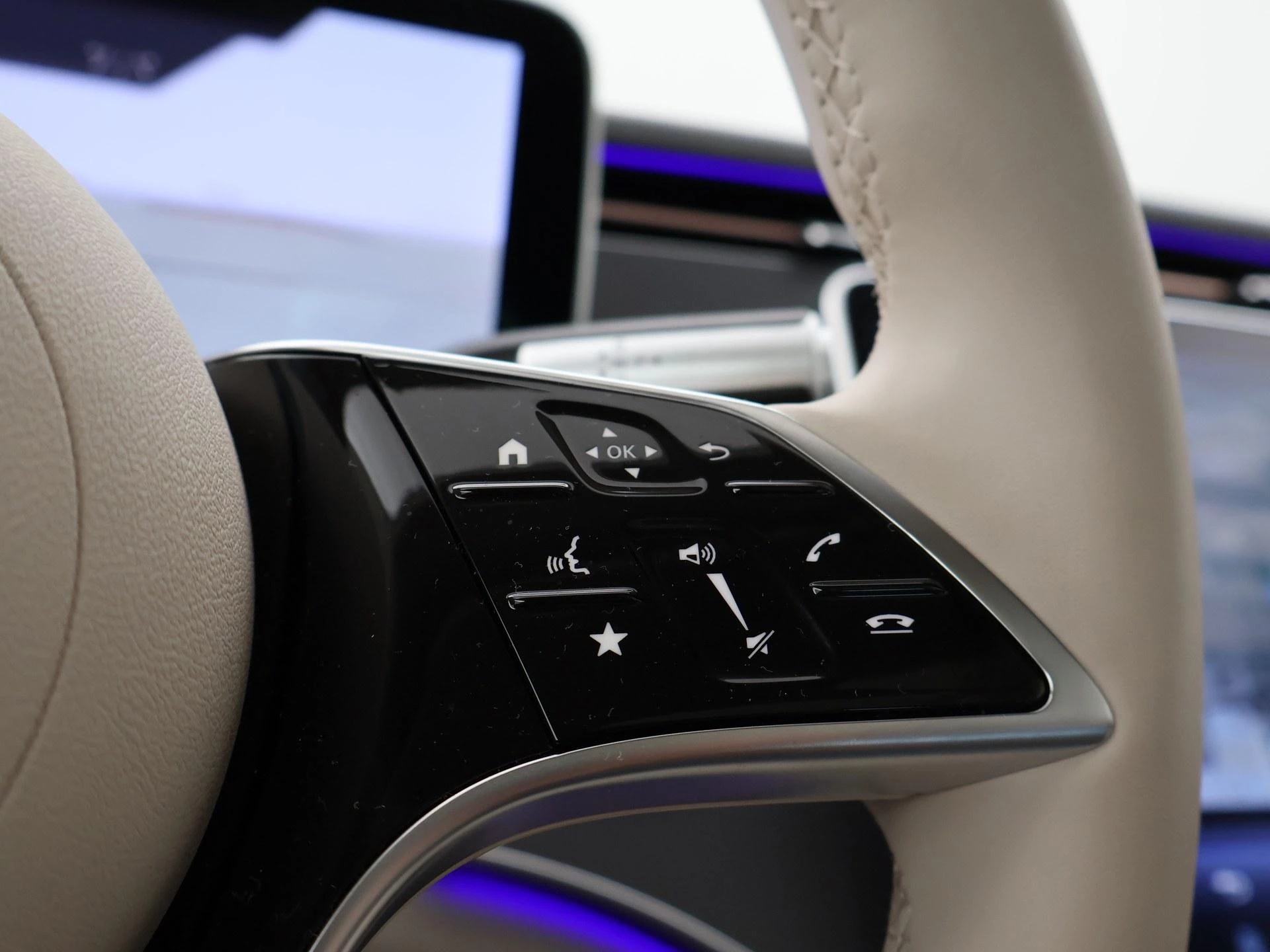 Hoofdafbeelding Mercedes-Benz EQS