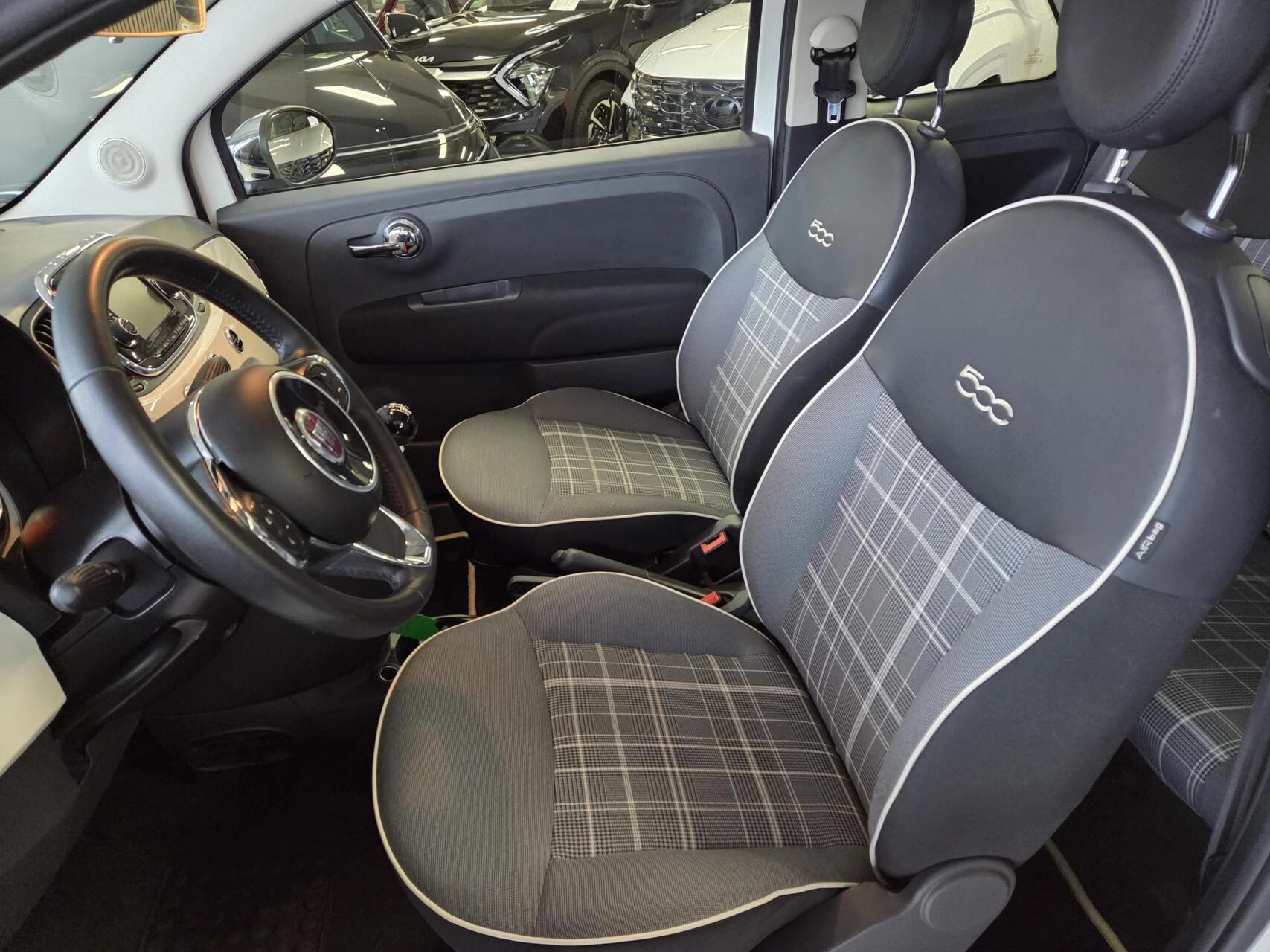 Hoofdafbeelding Fiat 500