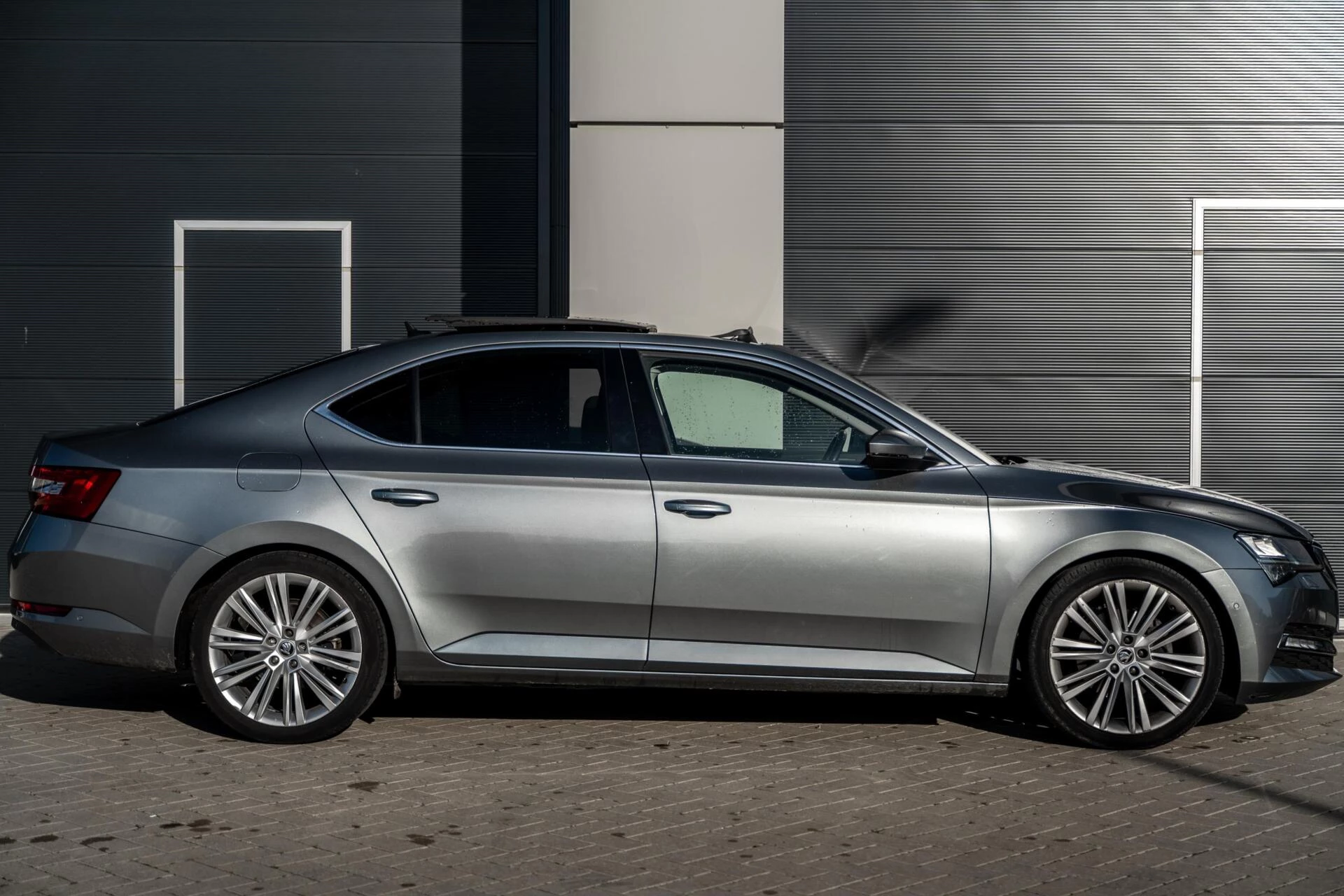 Hoofdafbeelding Škoda Superb