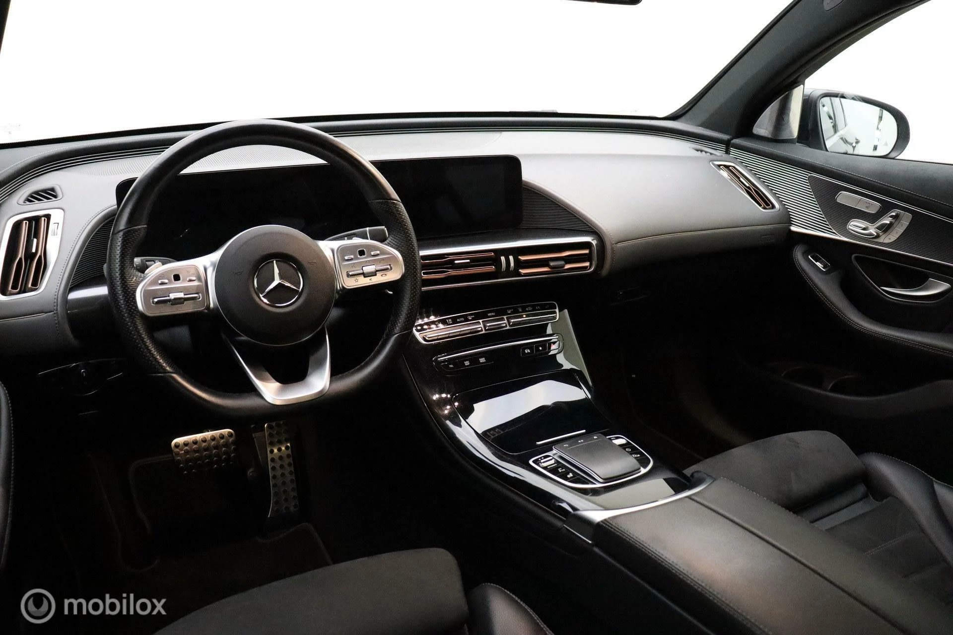 Hoofdafbeelding Mercedes-Benz EQC