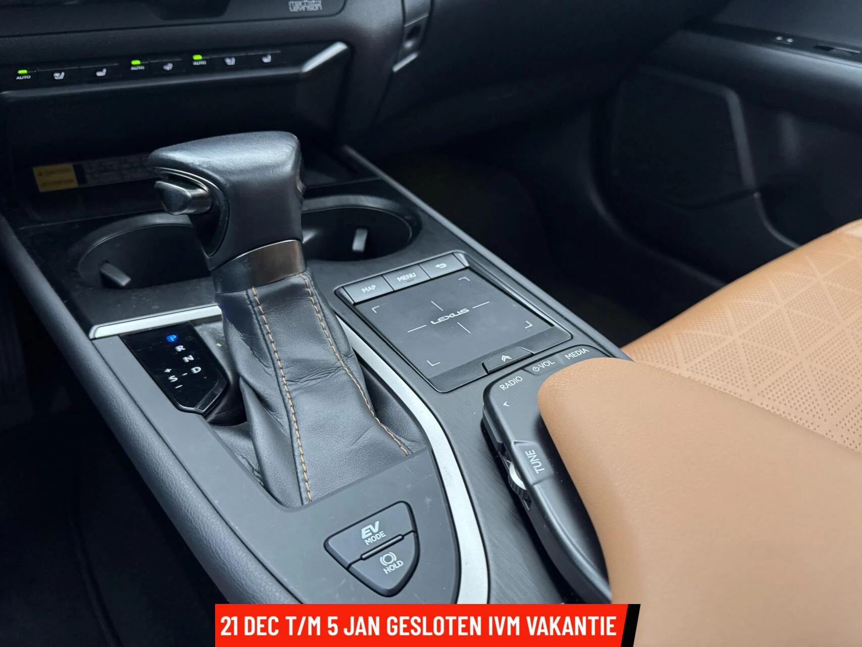 Hoofdafbeelding Lexus UX