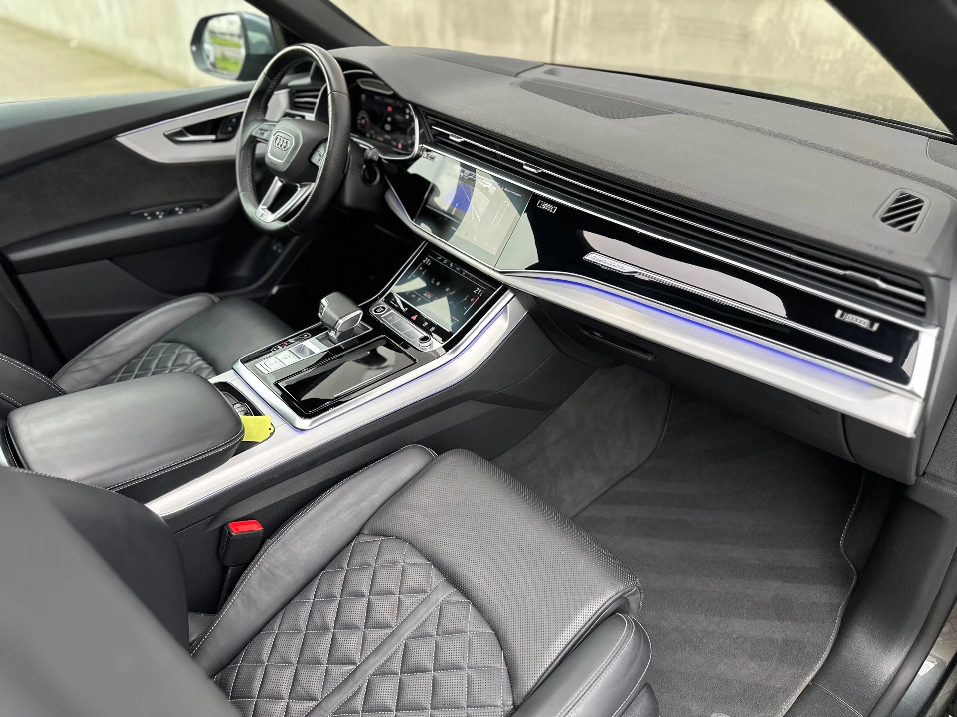 Hoofdafbeelding Audi Q8