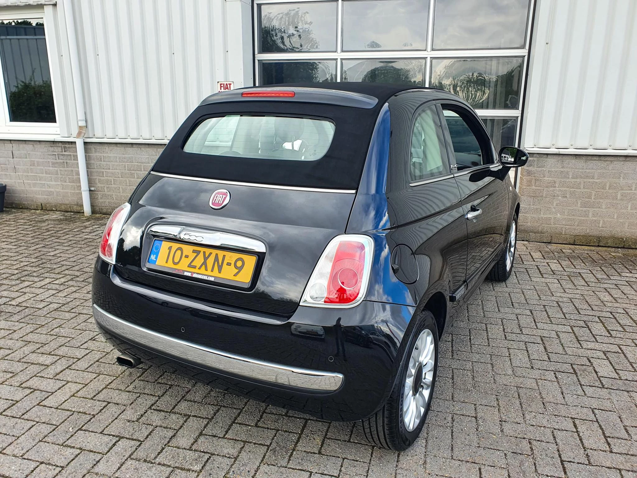 Hoofdafbeelding Fiat 500C