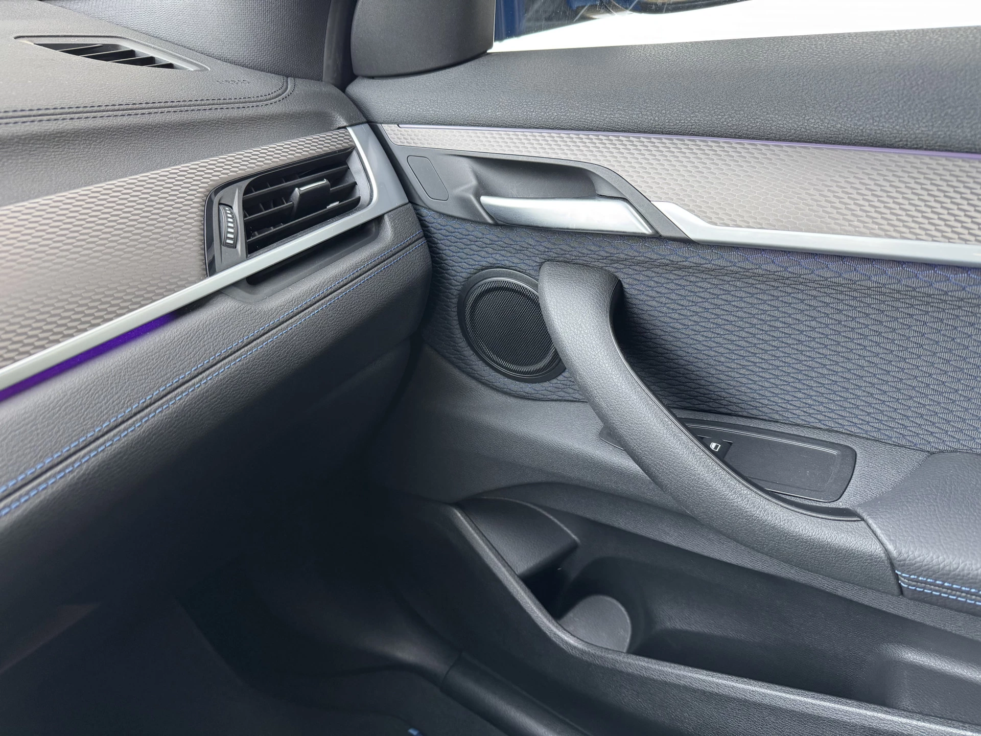 Hoofdafbeelding BMW X2