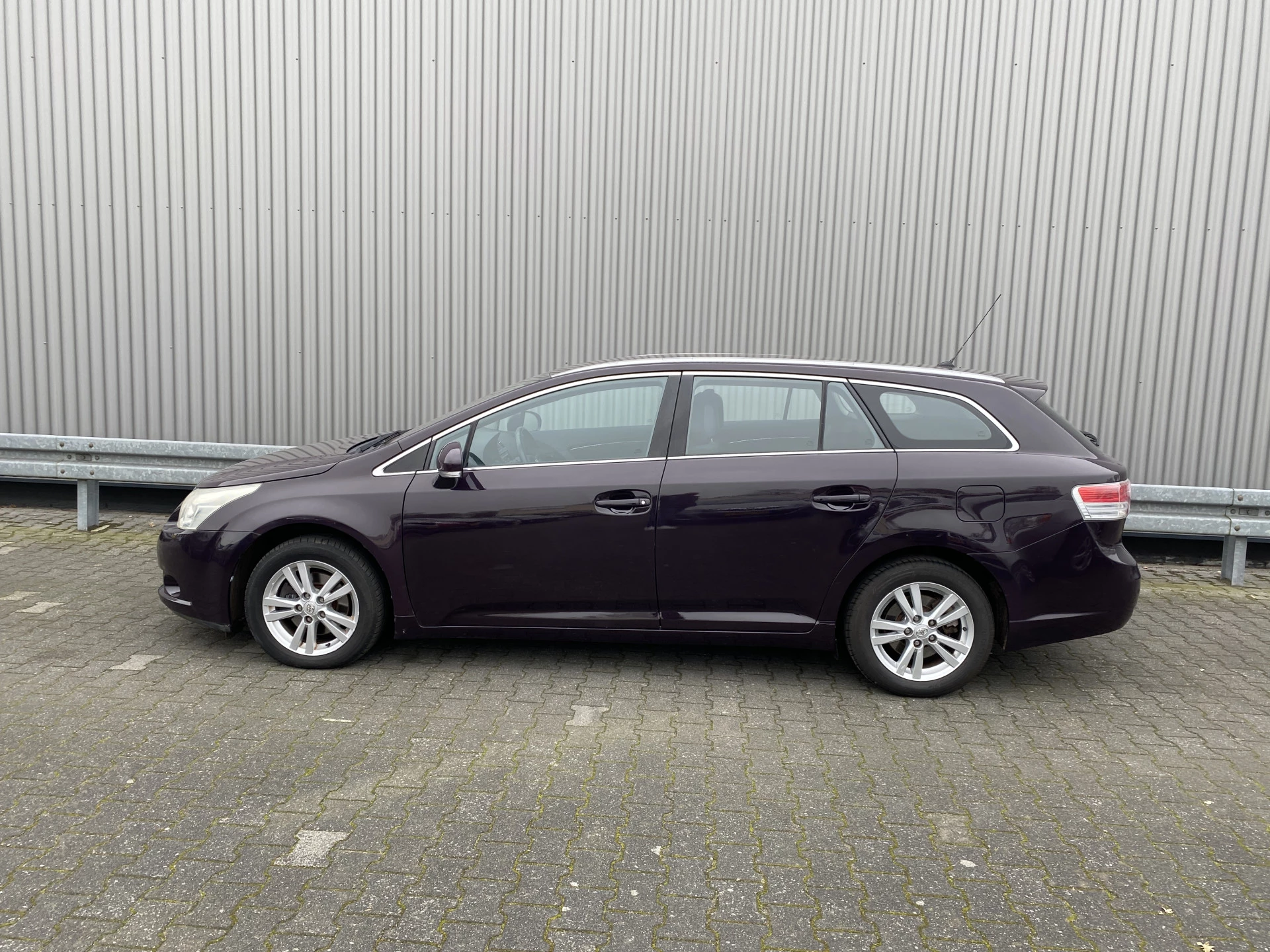 Hoofdafbeelding Toyota Avensis