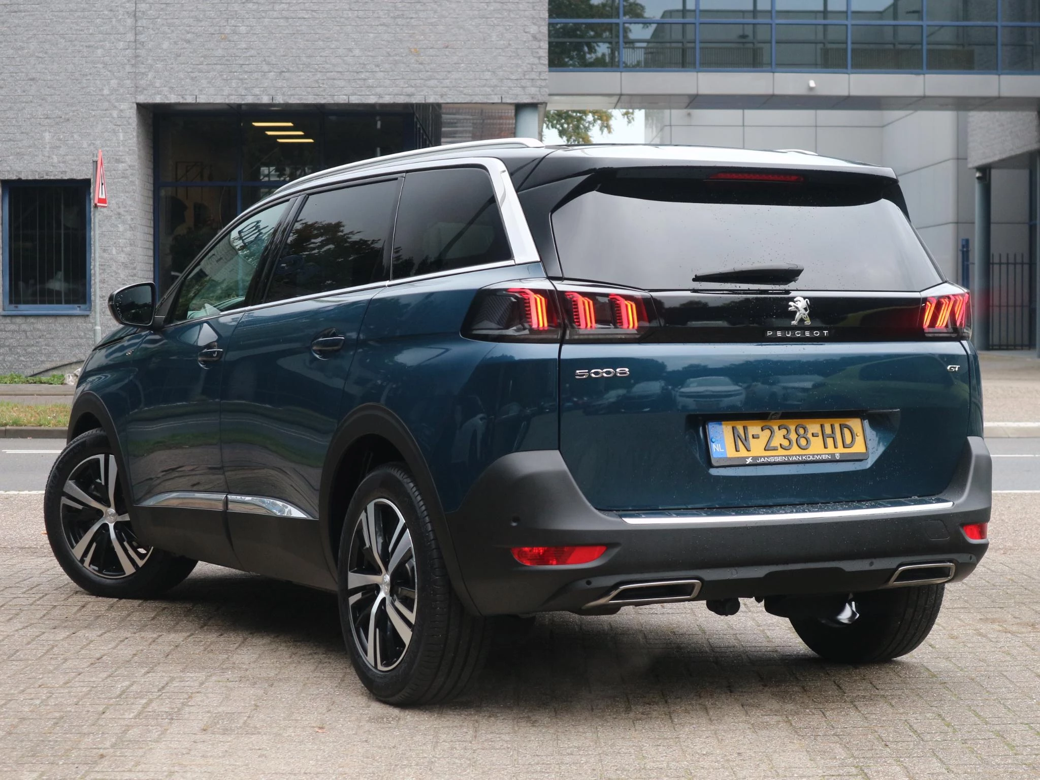 Hoofdafbeelding Peugeot 5008