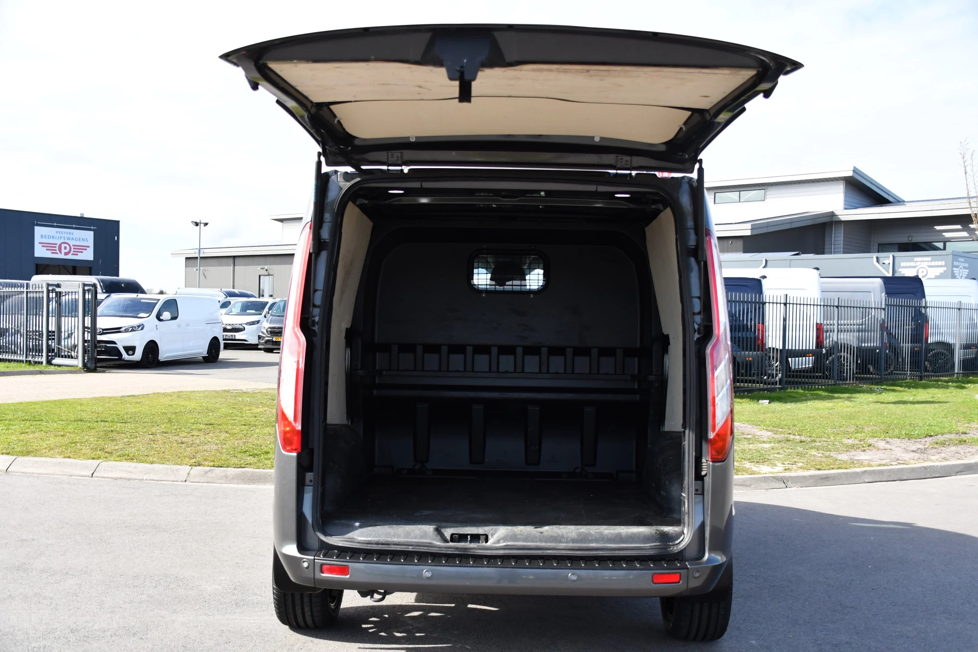 Hoofdafbeelding Ford Transit Custom