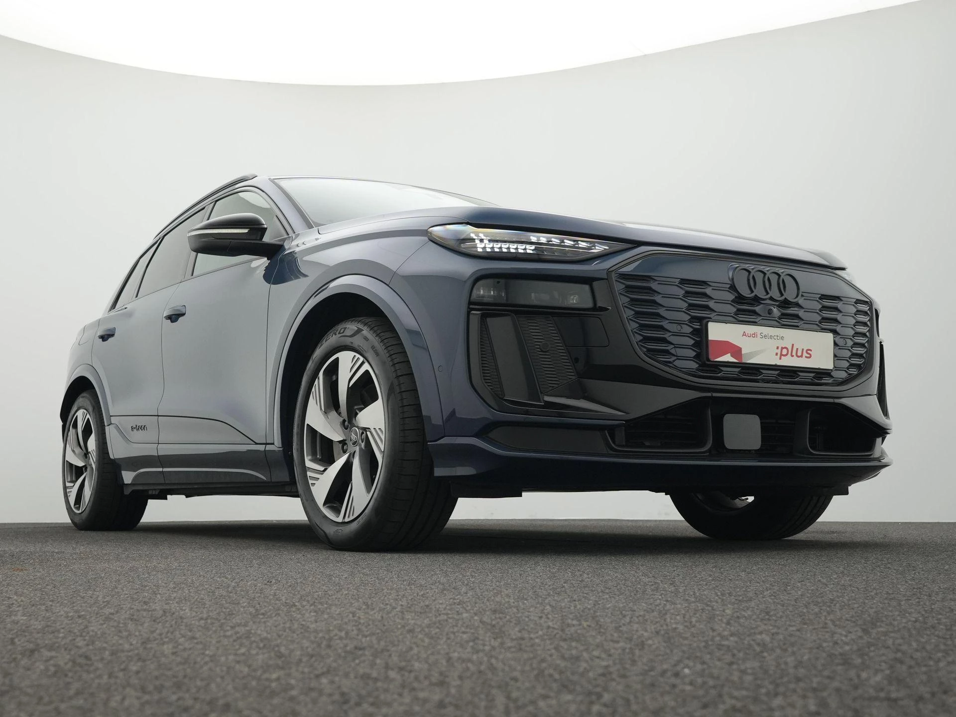 Hoofdafbeelding Audi Q6 e-tron