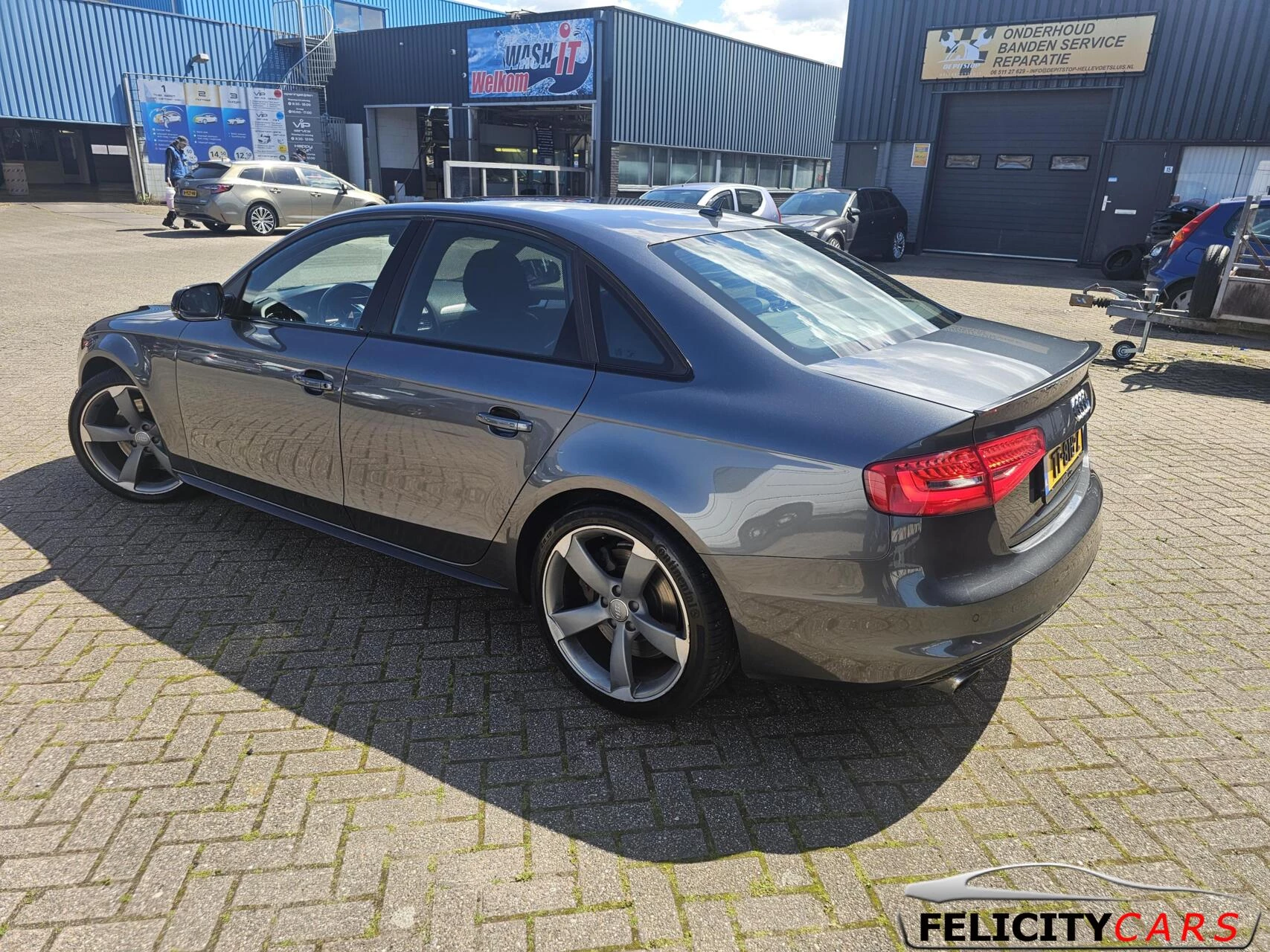 Hoofdafbeelding Audi A4