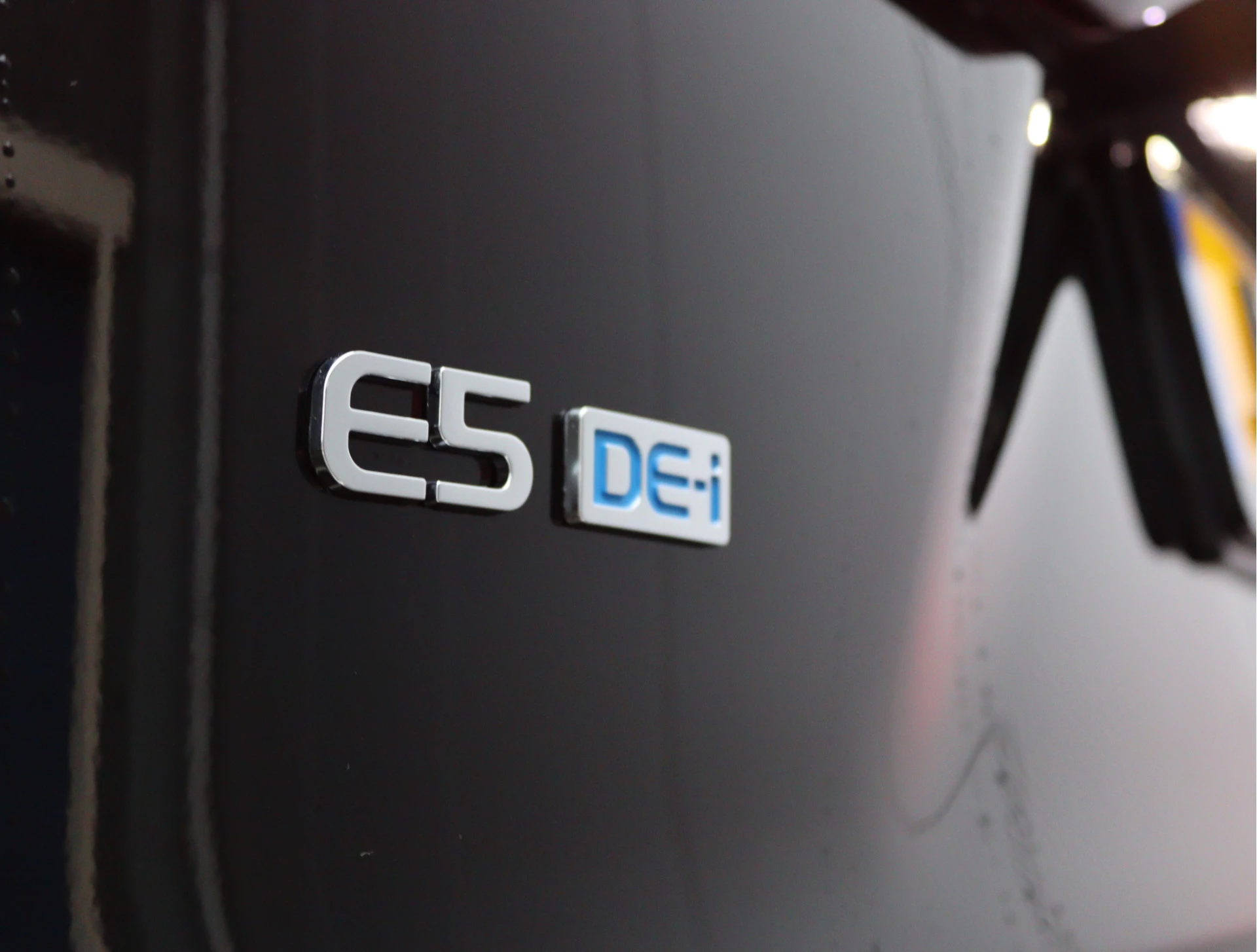 Hoofdafbeelding DFSK E5 PHEV