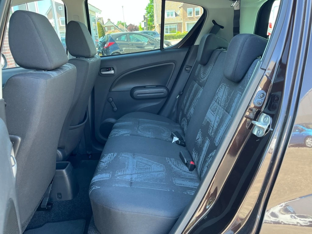 Hoofdafbeelding Opel Agila