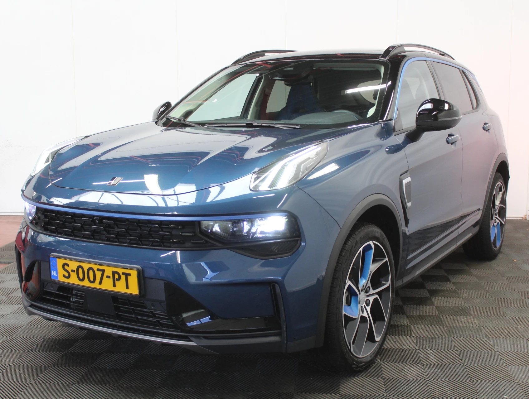 Hoofdafbeelding Lynk & Co 01