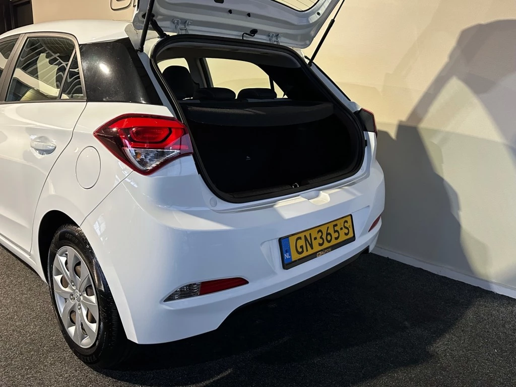 Hoofdafbeelding Hyundai i20