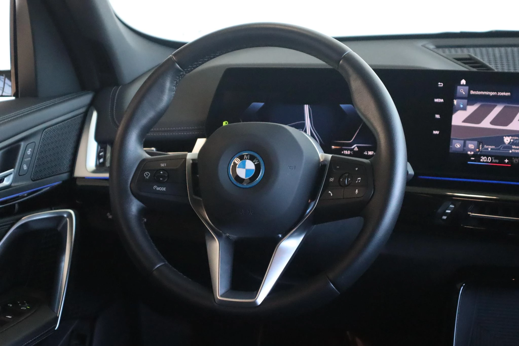 Hoofdafbeelding BMW iX1