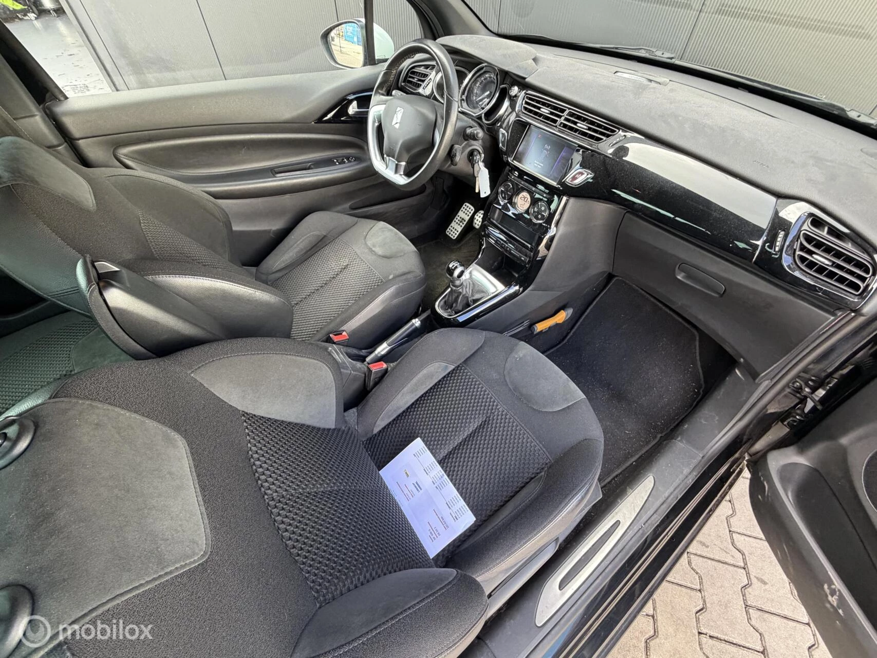 Hoofdafbeelding DS DS 3