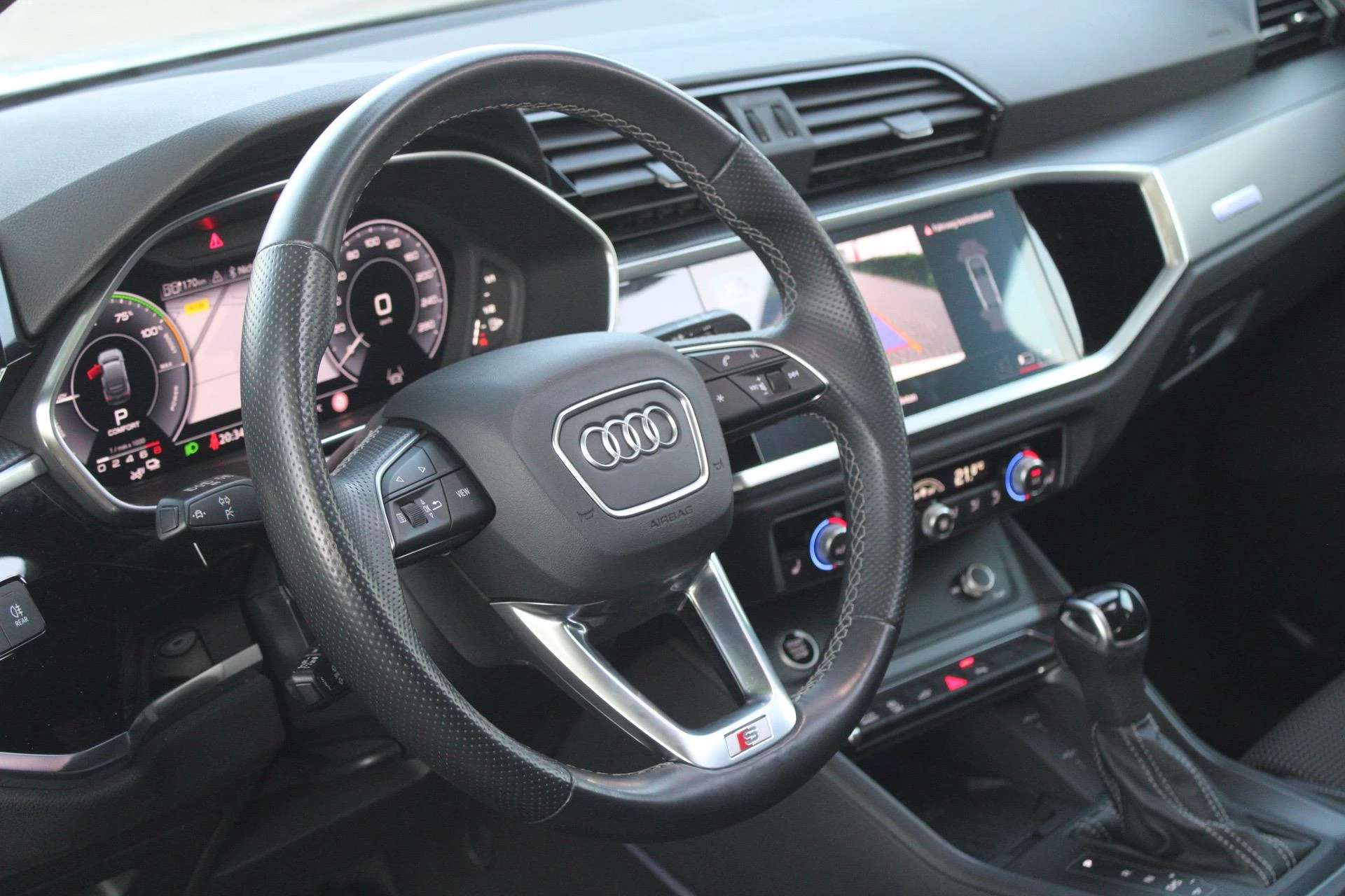 Hoofdafbeelding Audi Q3