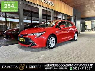 Hoofdafbeelding Toyota Corolla Toyota Corolla 1.8 Hybrid Business rood