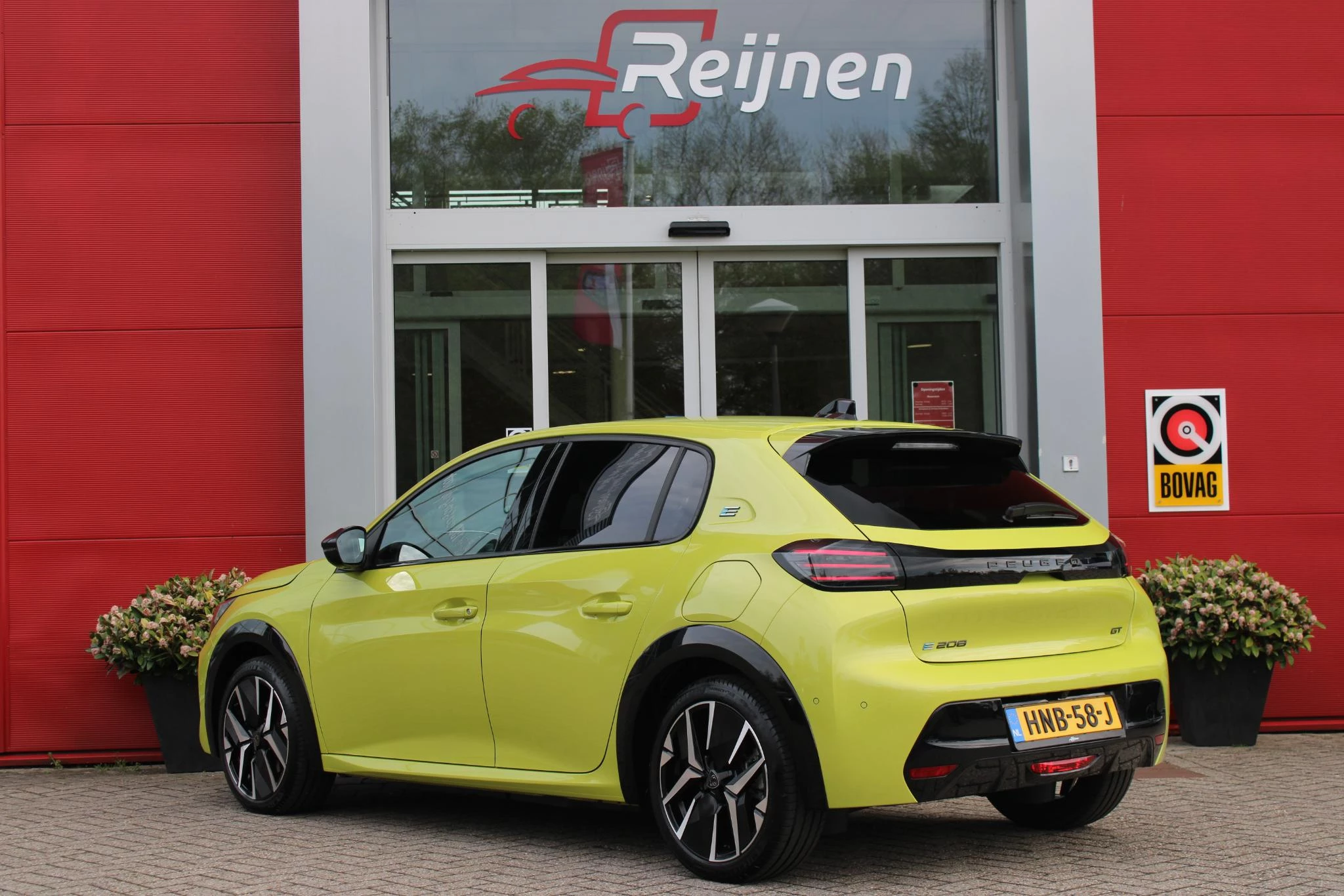 Hoofdafbeelding Peugeot e-208