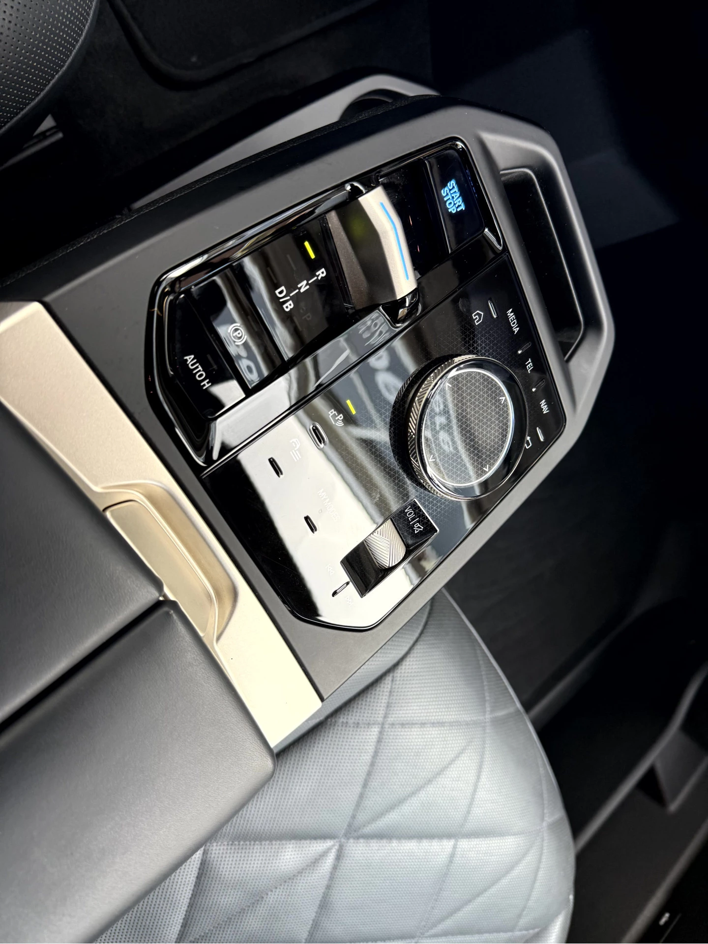 Hoofdafbeelding BMW iX