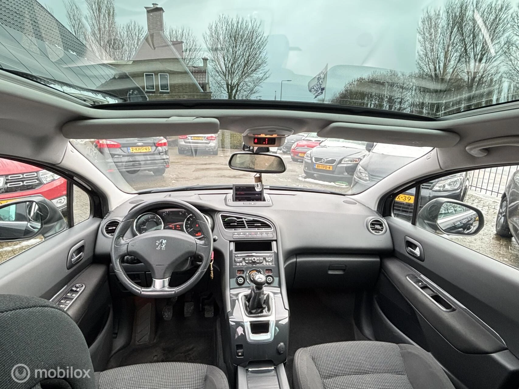 Hoofdafbeelding Peugeot 5008