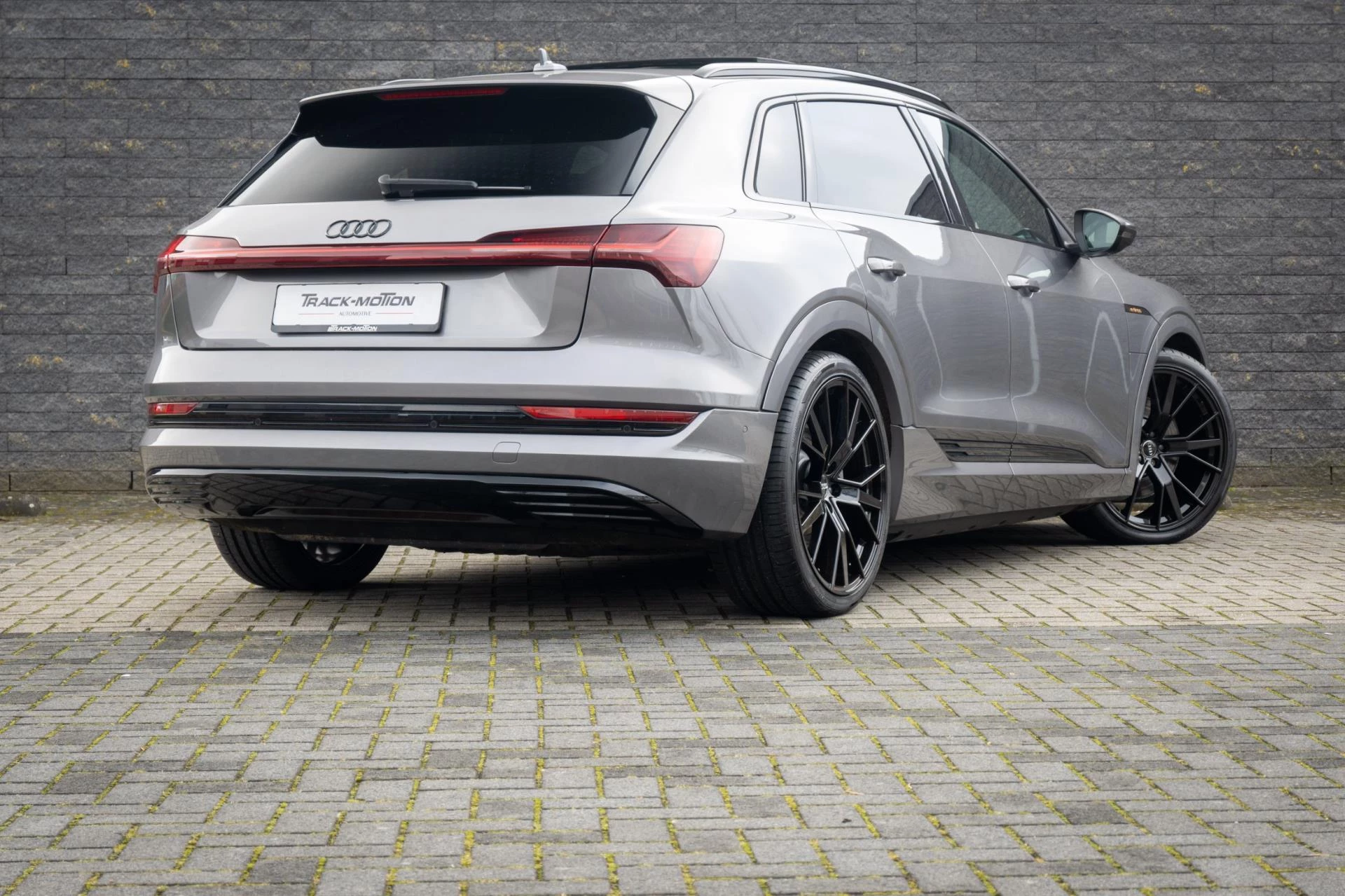 Hoofdafbeelding Audi e-tron