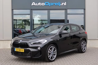Hoofdafbeelding BMW X2 BMW X2 X2 sDrive18i AUTOMAAT M-Sport High Executive, NAVI, HUD, Leder bekleding