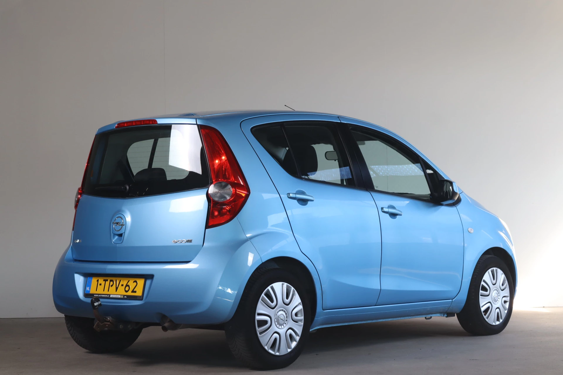 Hoofdafbeelding Opel Agila