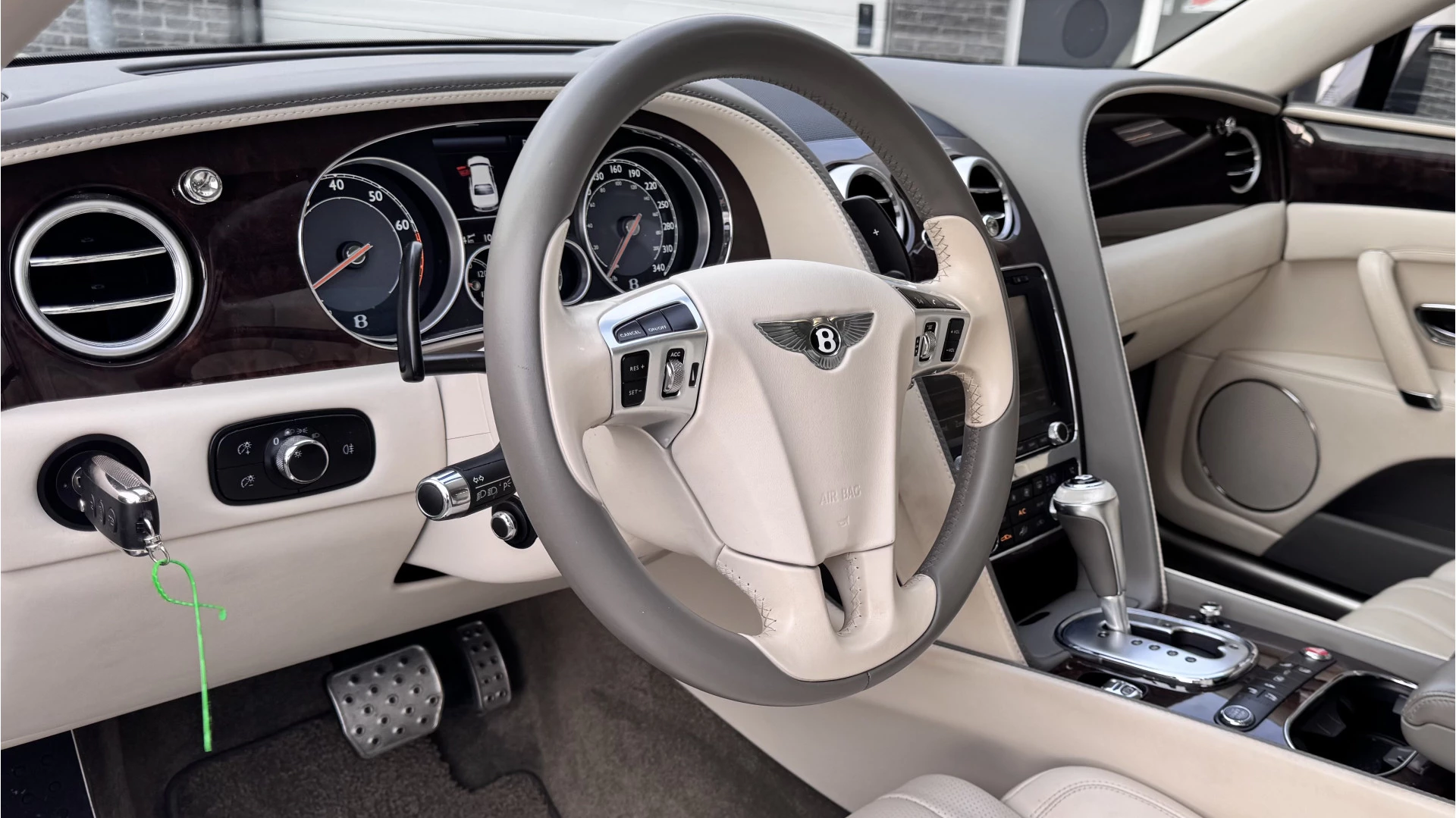 Hoofdafbeelding Bentley Flying Spur