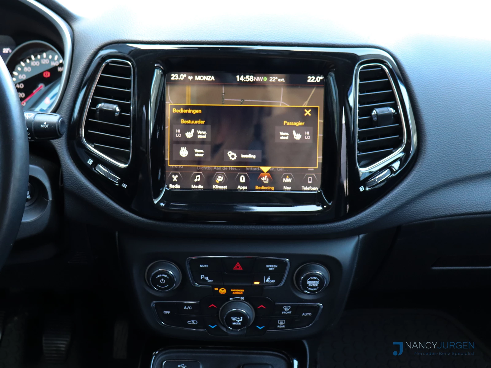 Hoofdafbeelding Jeep Compass
