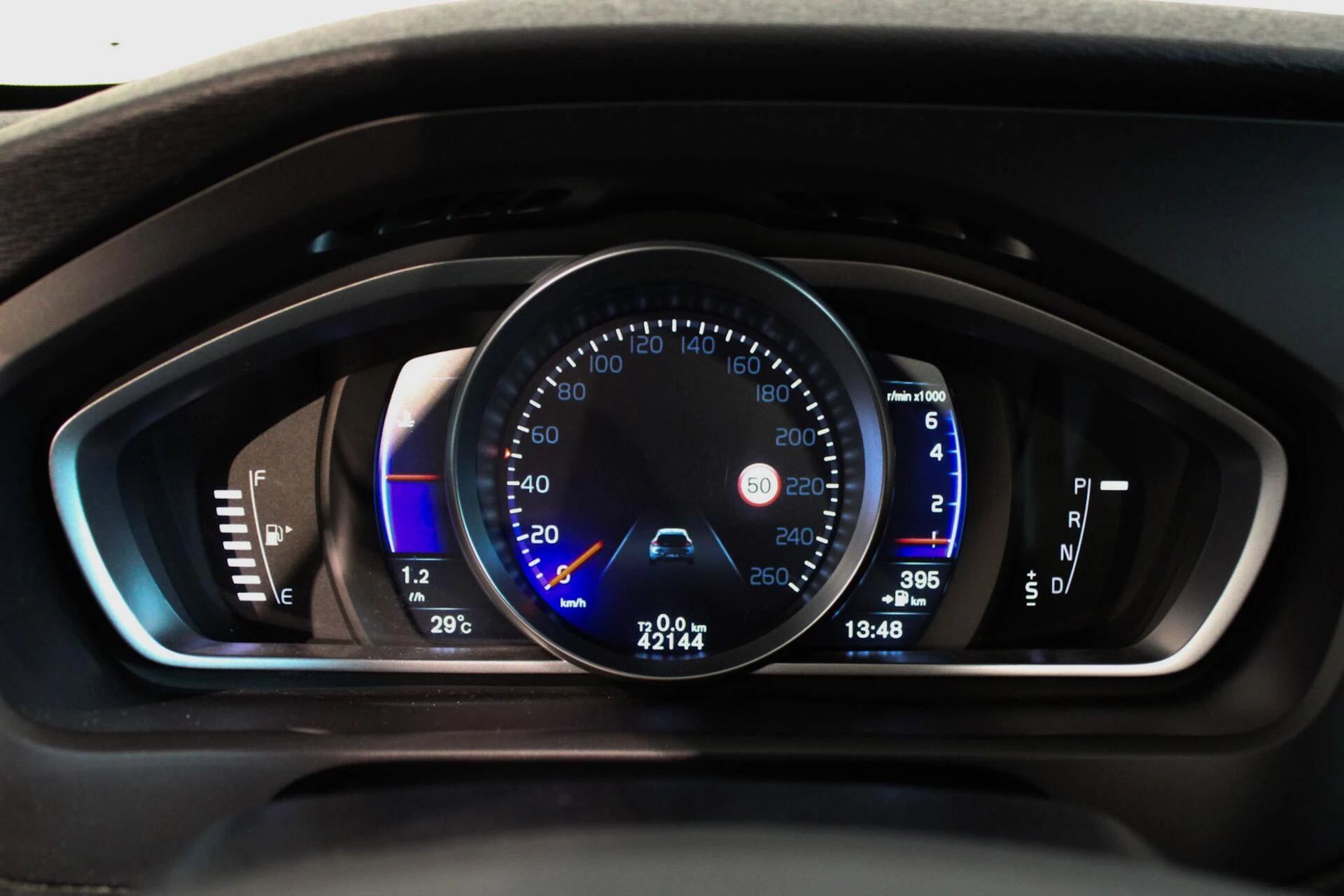 Hoofdafbeelding Volvo V40