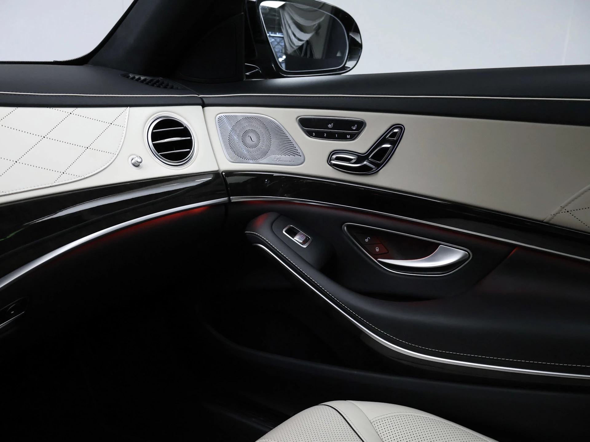 Hoofdafbeelding Mercedes-Benz S-Klasse