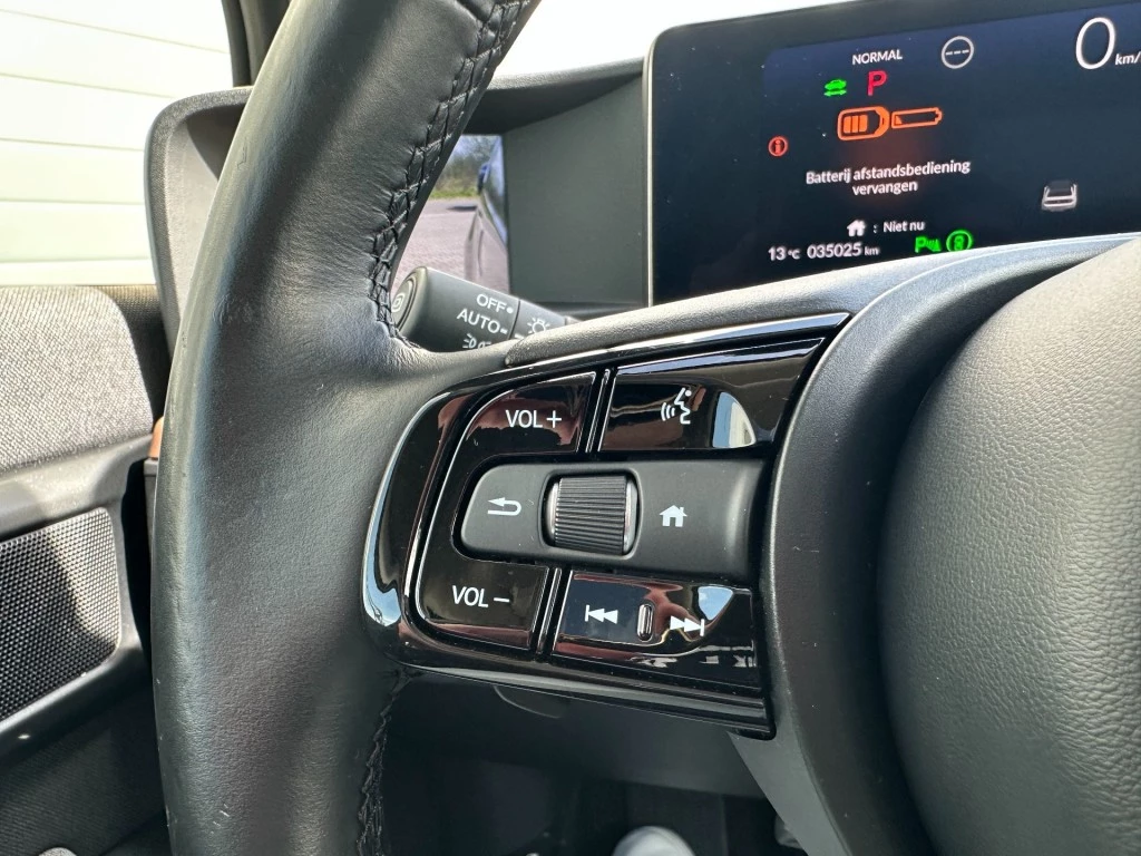 Hoofdafbeelding Honda e