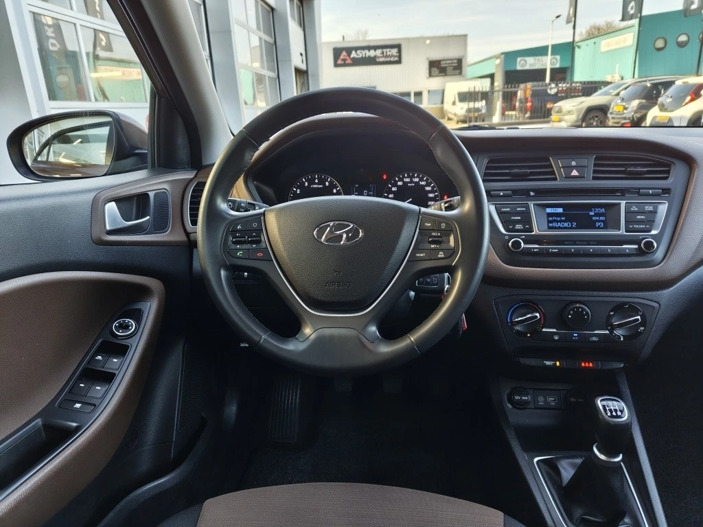 Hoofdafbeelding Hyundai i20