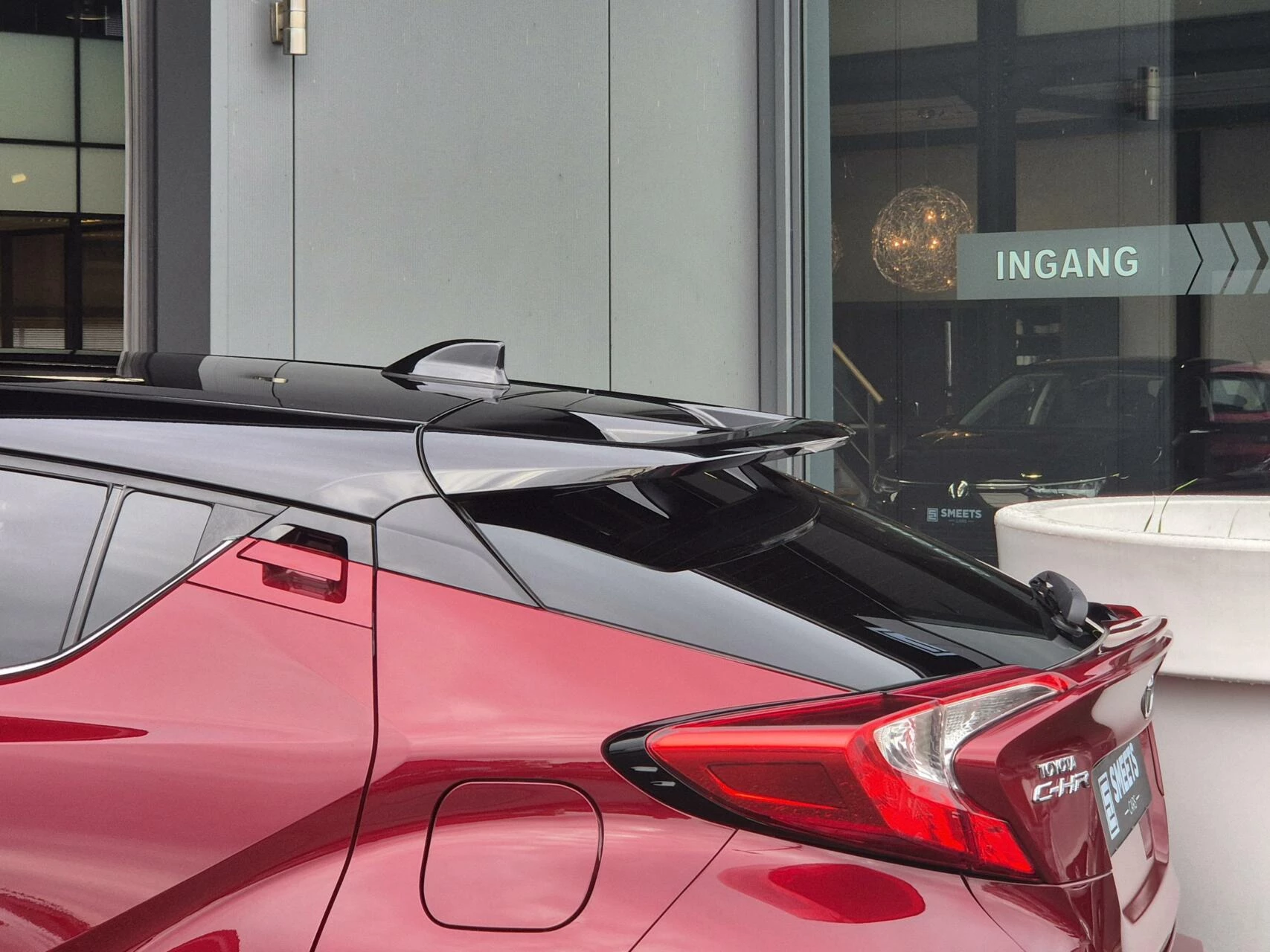 Hoofdafbeelding Toyota C-HR