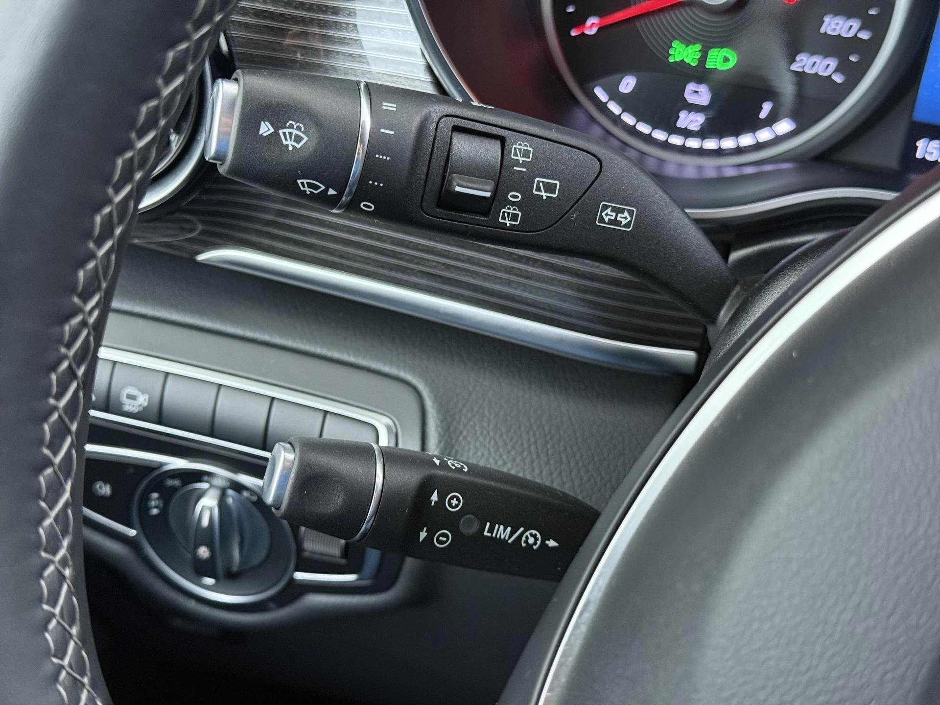 Hoofdafbeelding Mercedes-Benz EQV